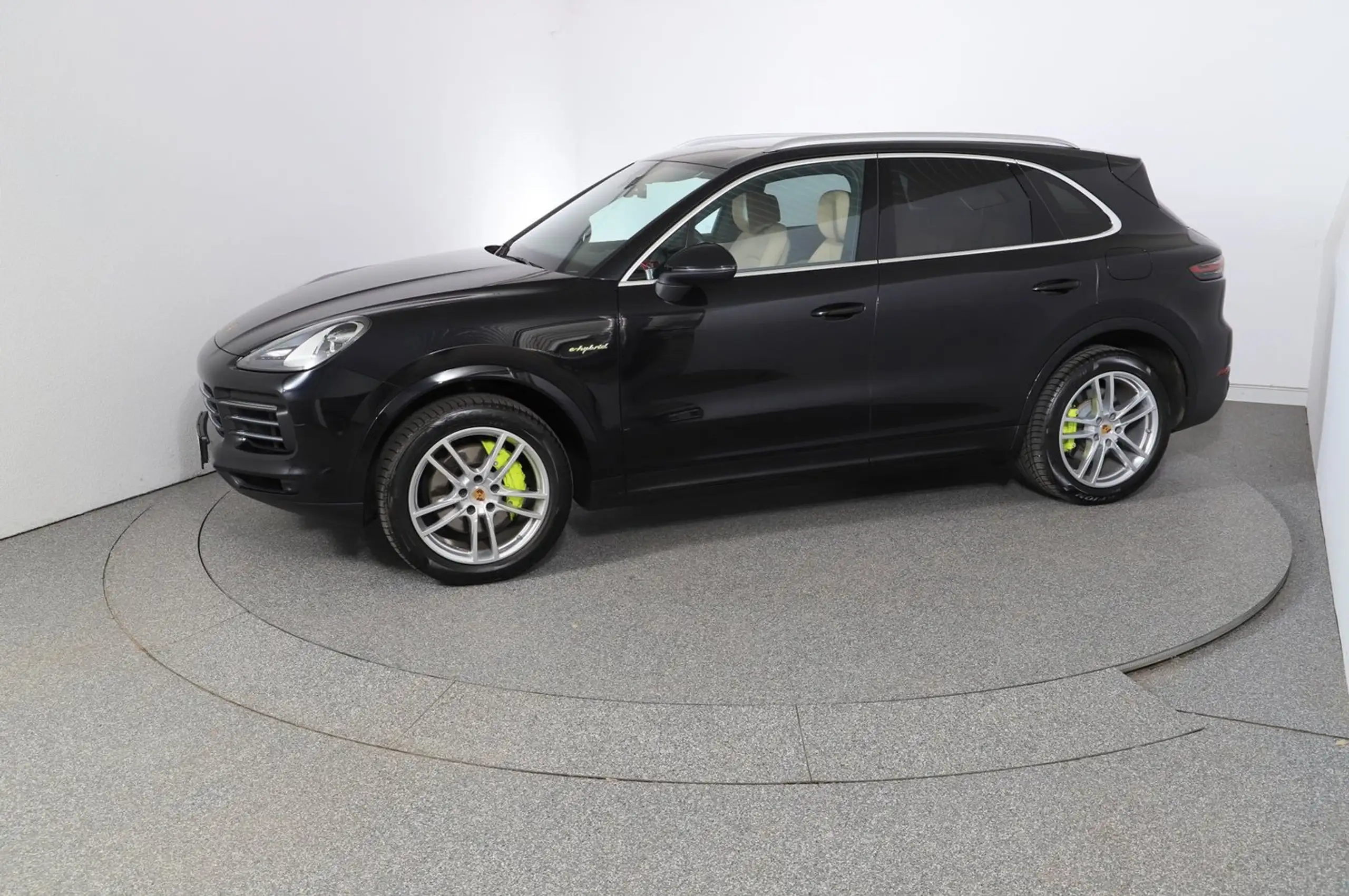 Porsche - Cayenne