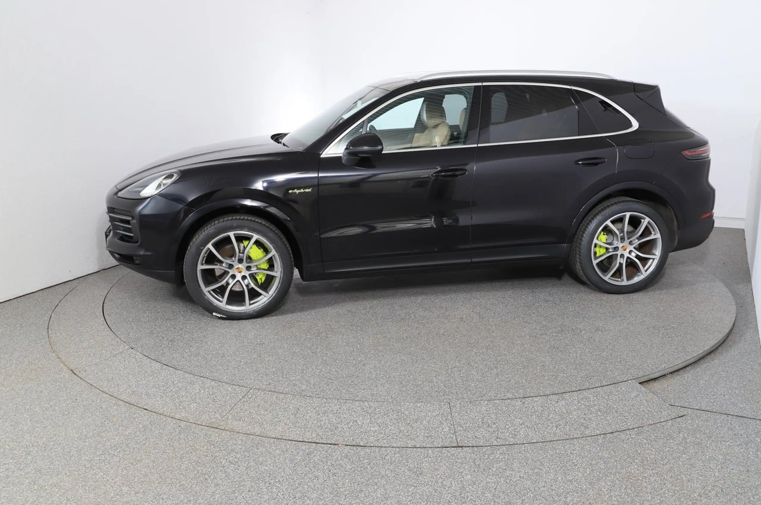 Porsche - Cayenne