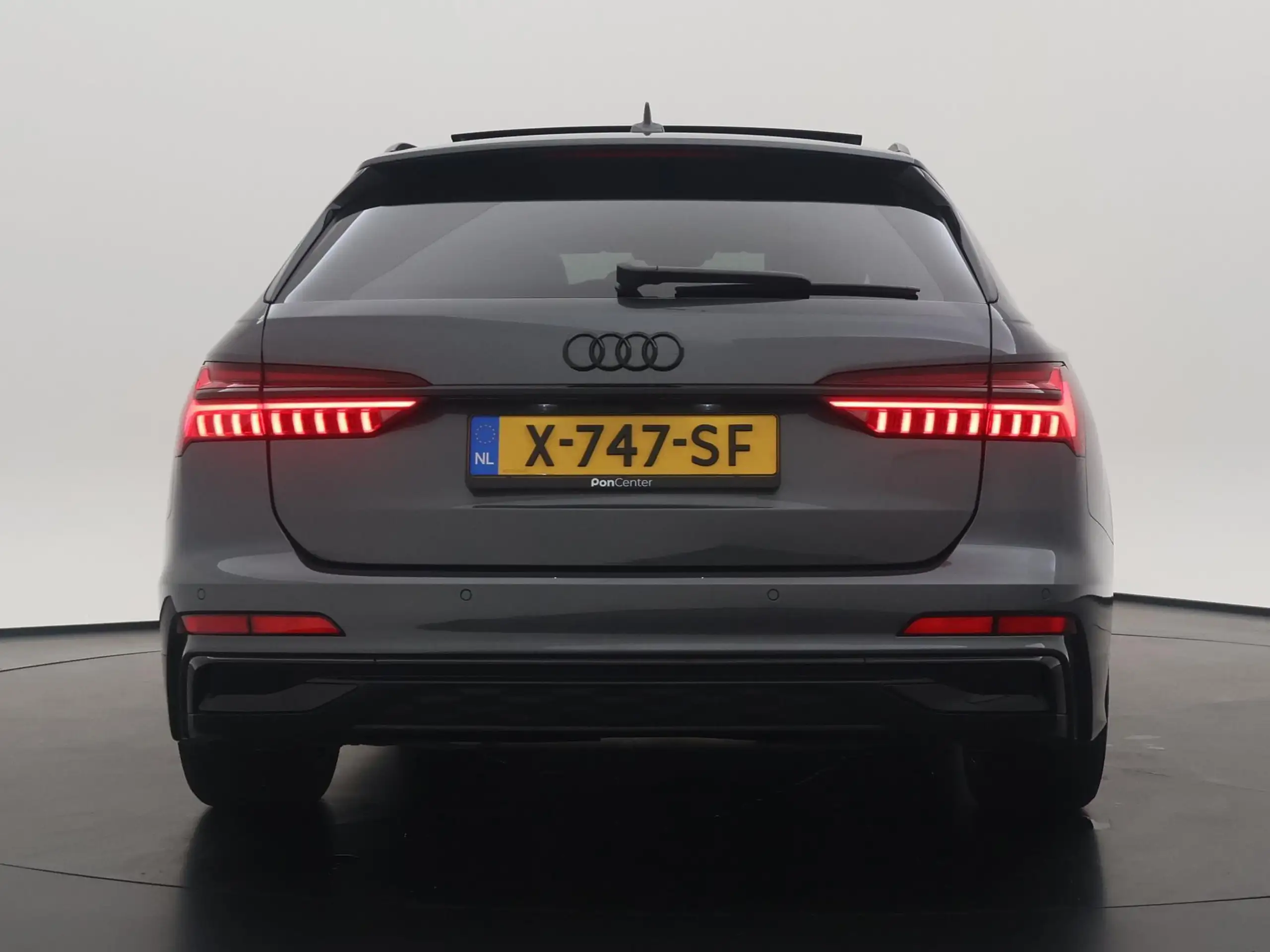 Audi - A6