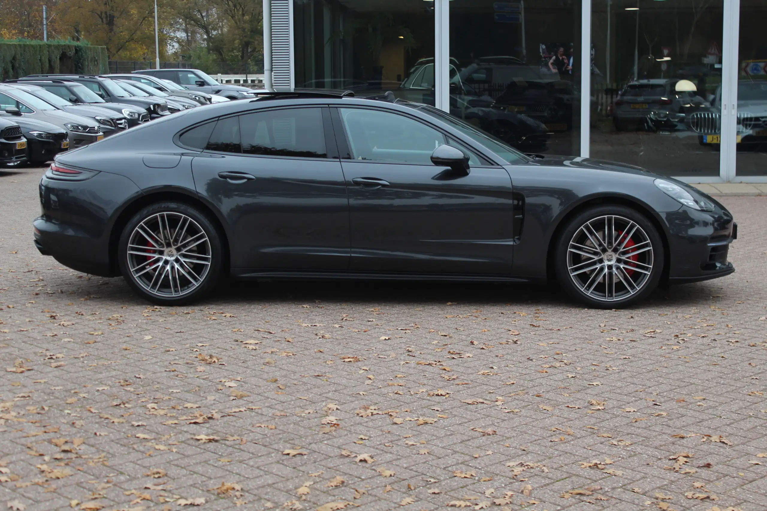 Porsche - Panamera