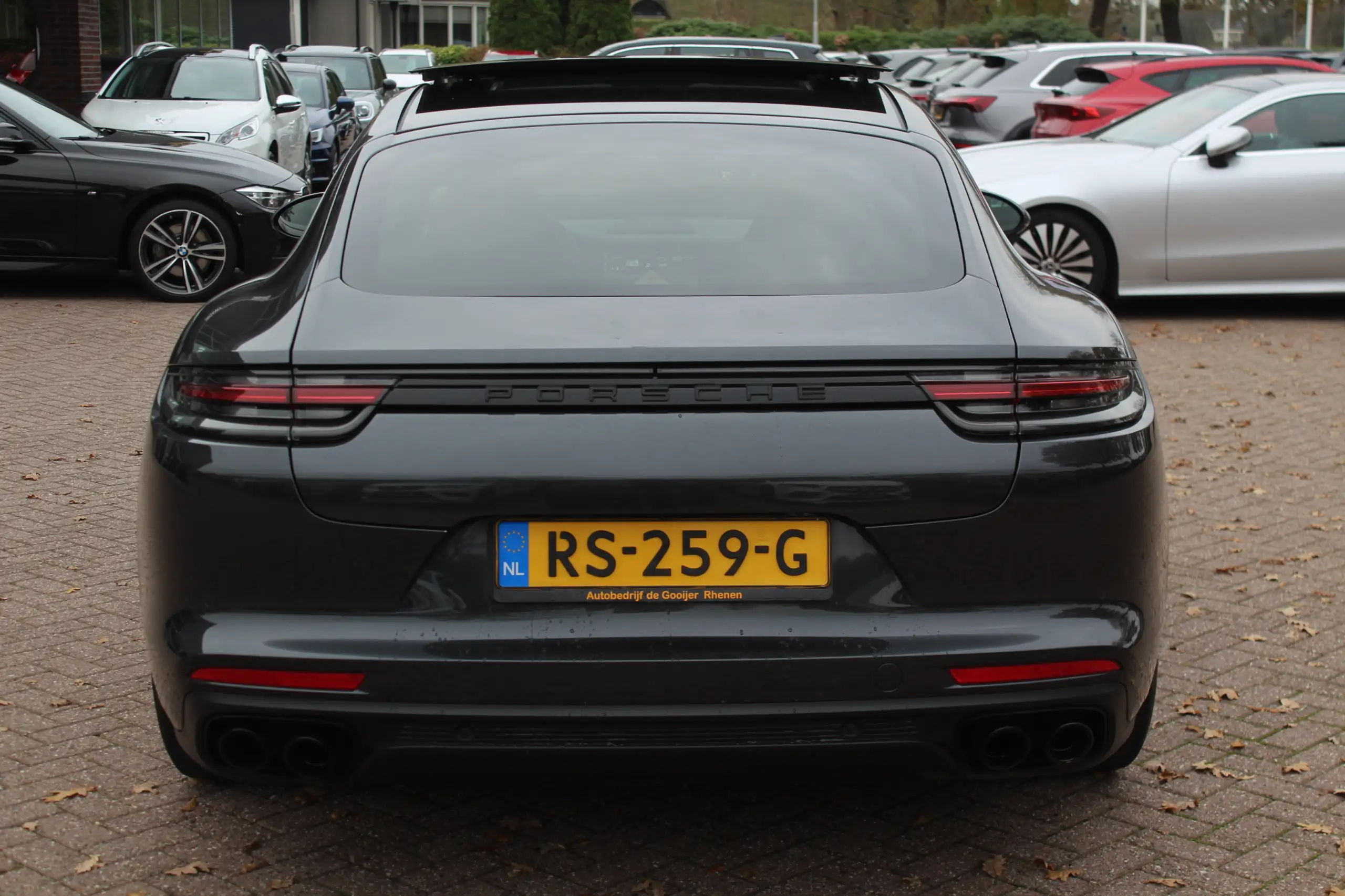 Porsche - Panamera