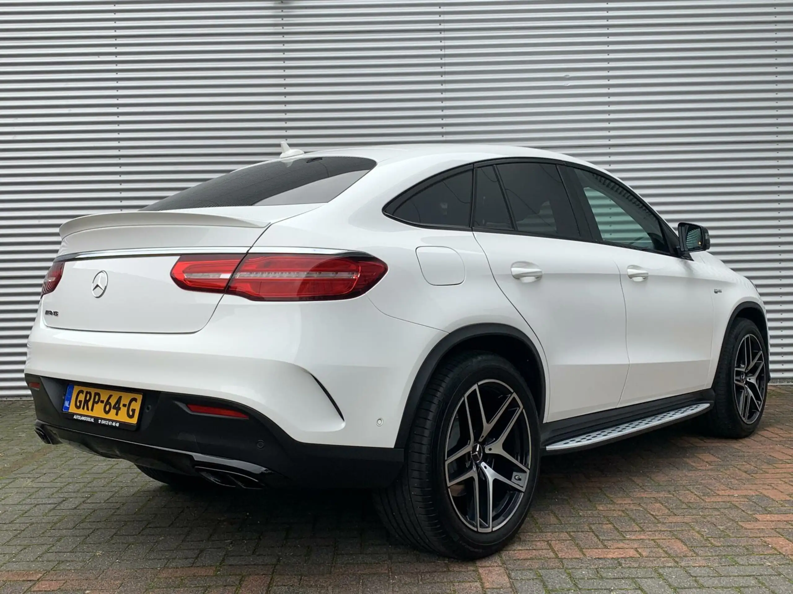 Mercedes-Benz - GLE 43 AMG