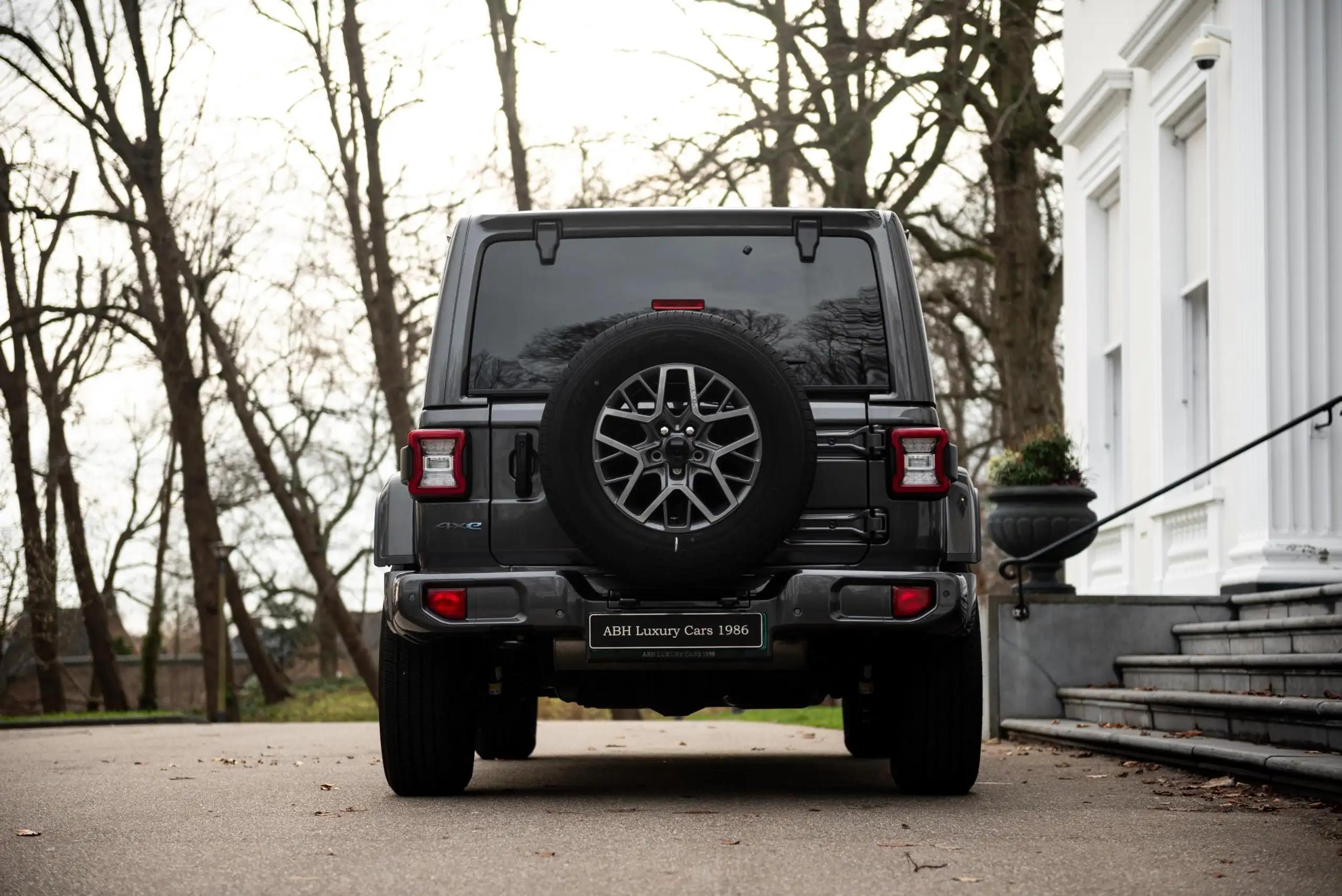 Jeep - Wrangler