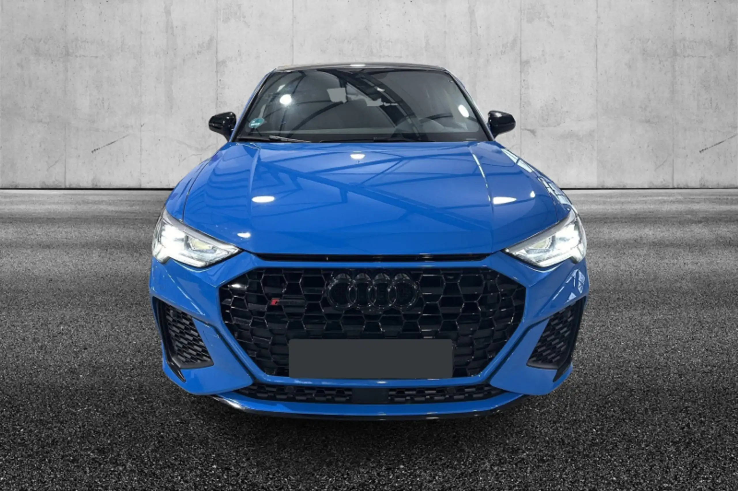 Audi - RS Q3