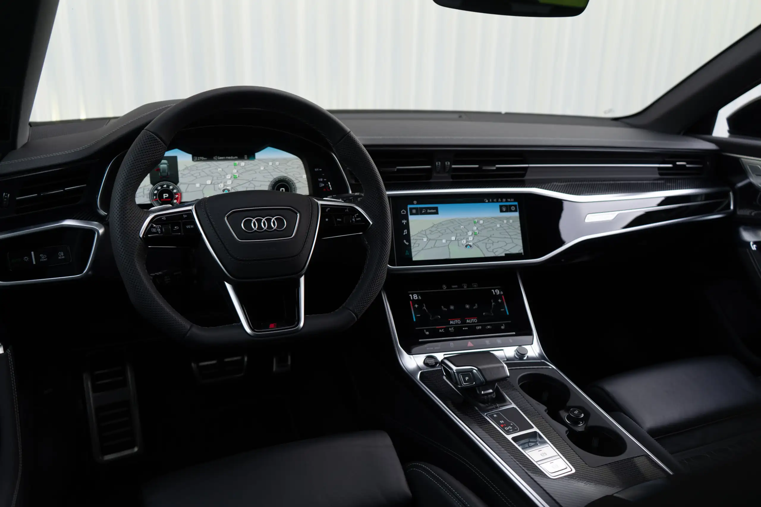 Audi - A6