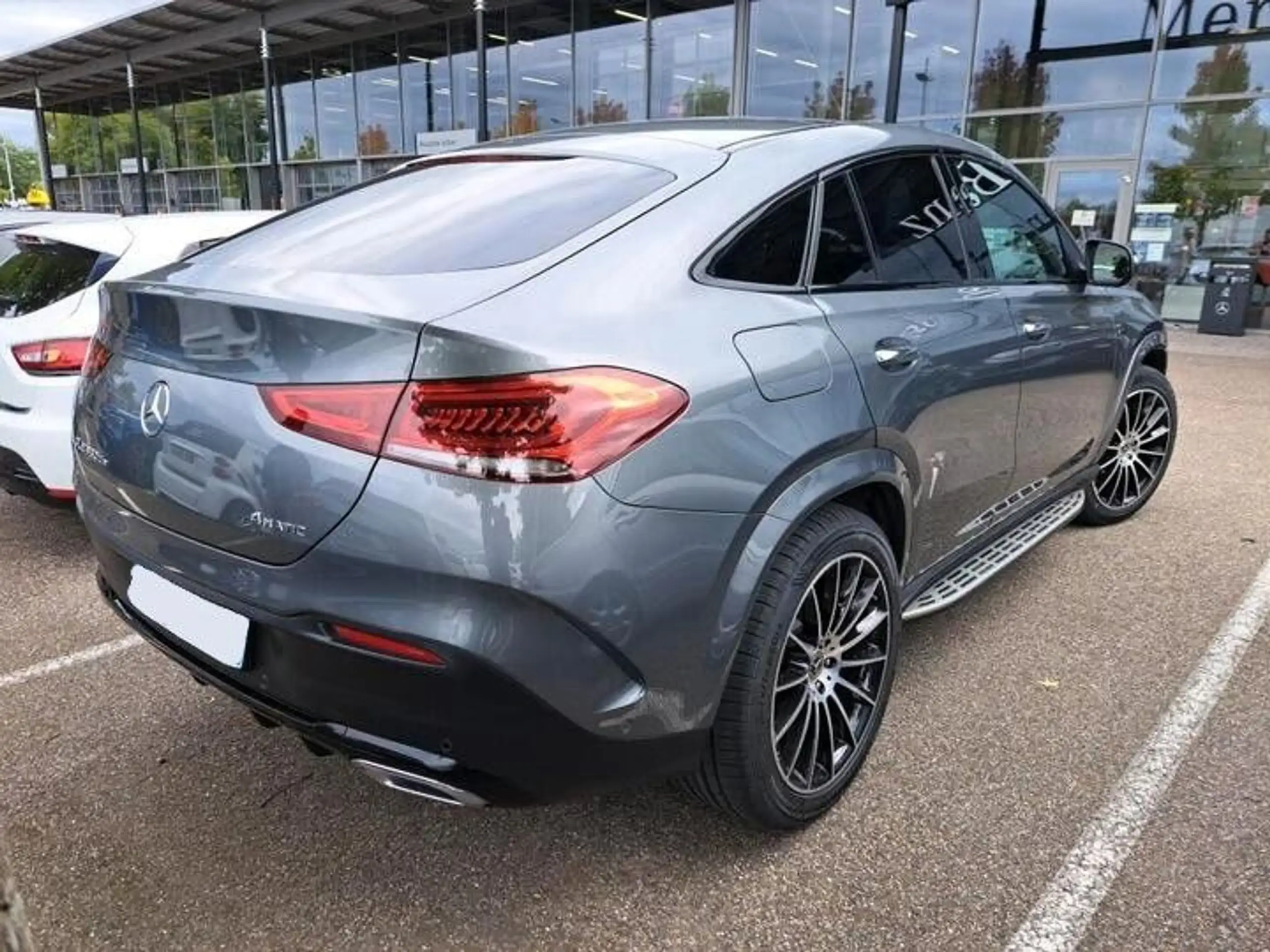 Mercedes-Benz - GLE 350