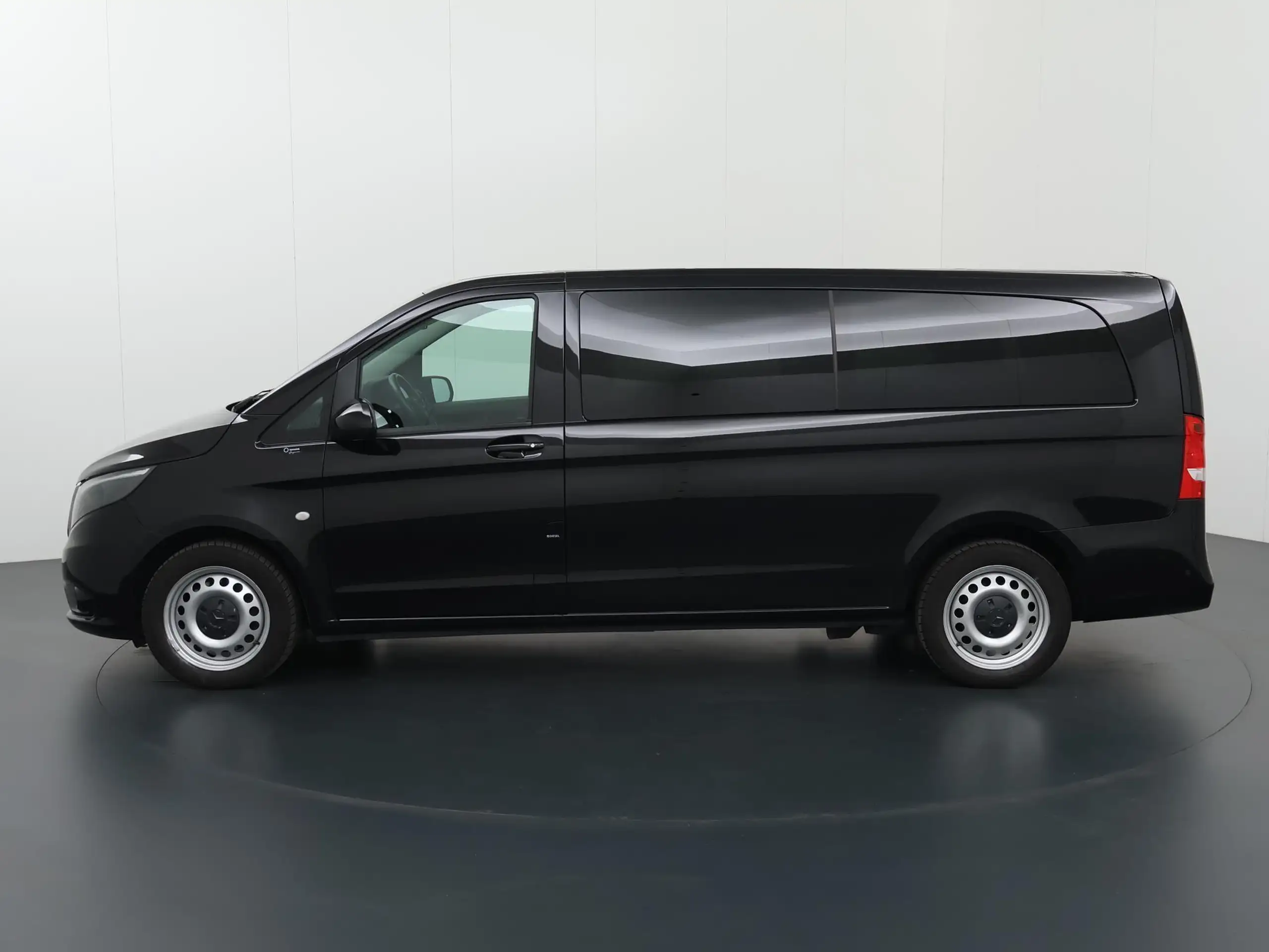 Mercedes-Benz - Vito