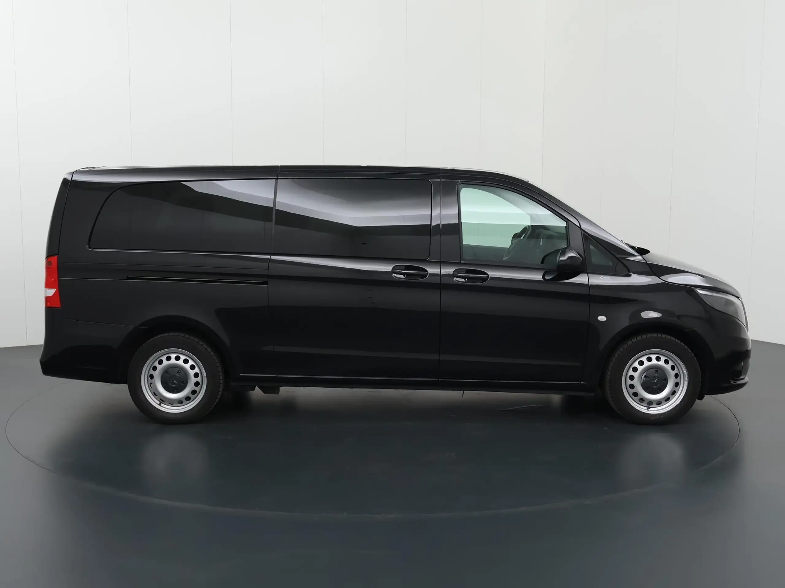 Mercedes-Benz - Vito