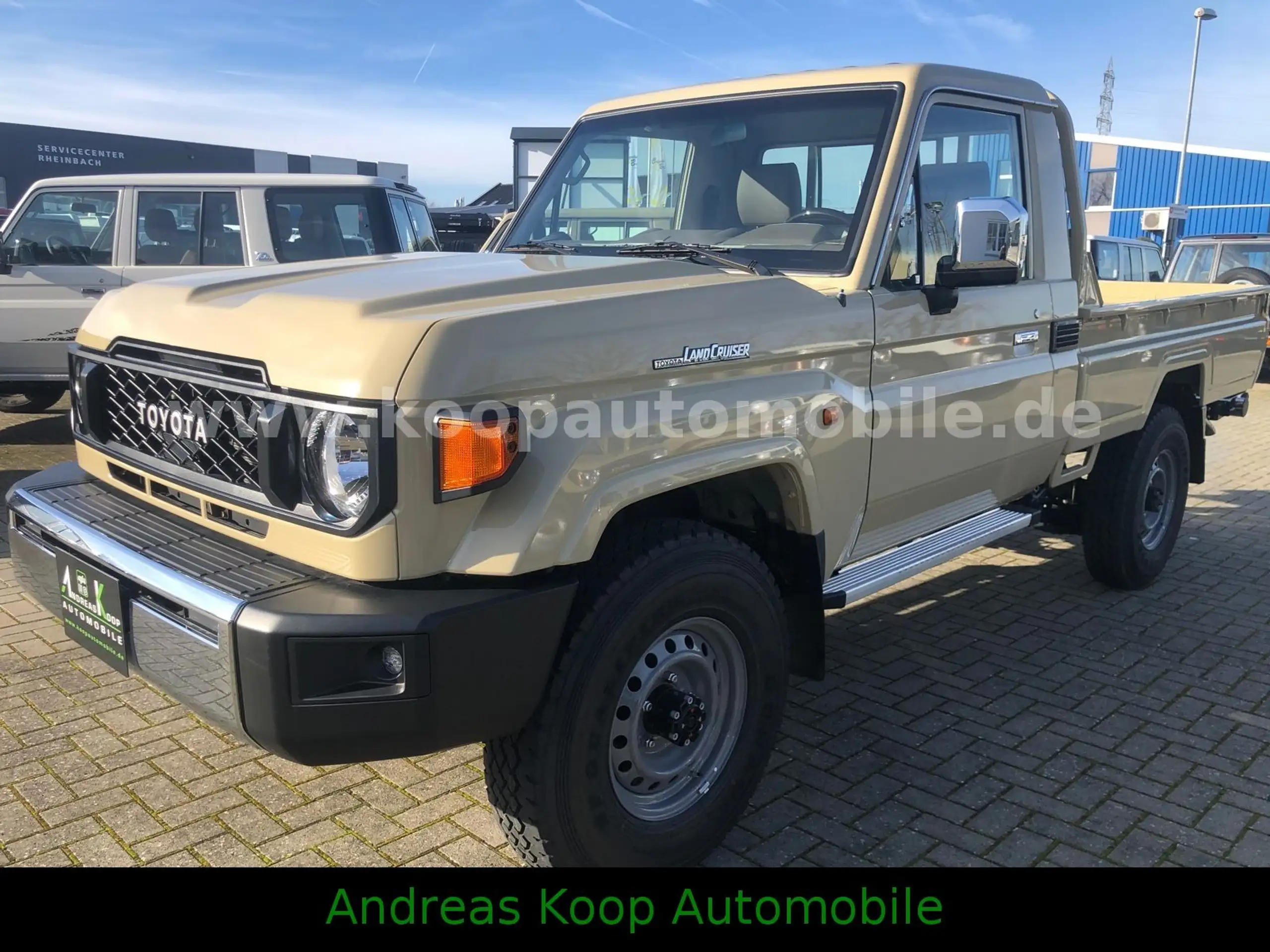 Toyota - Land Cruiser