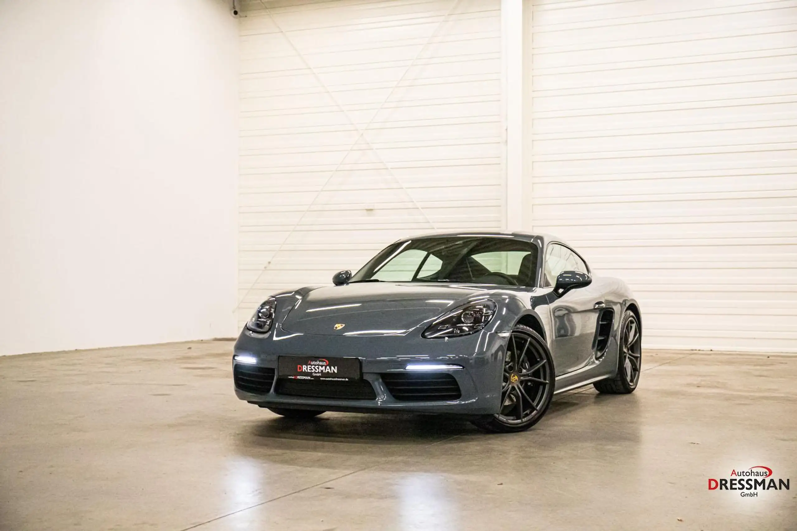 Porsche - Cayman