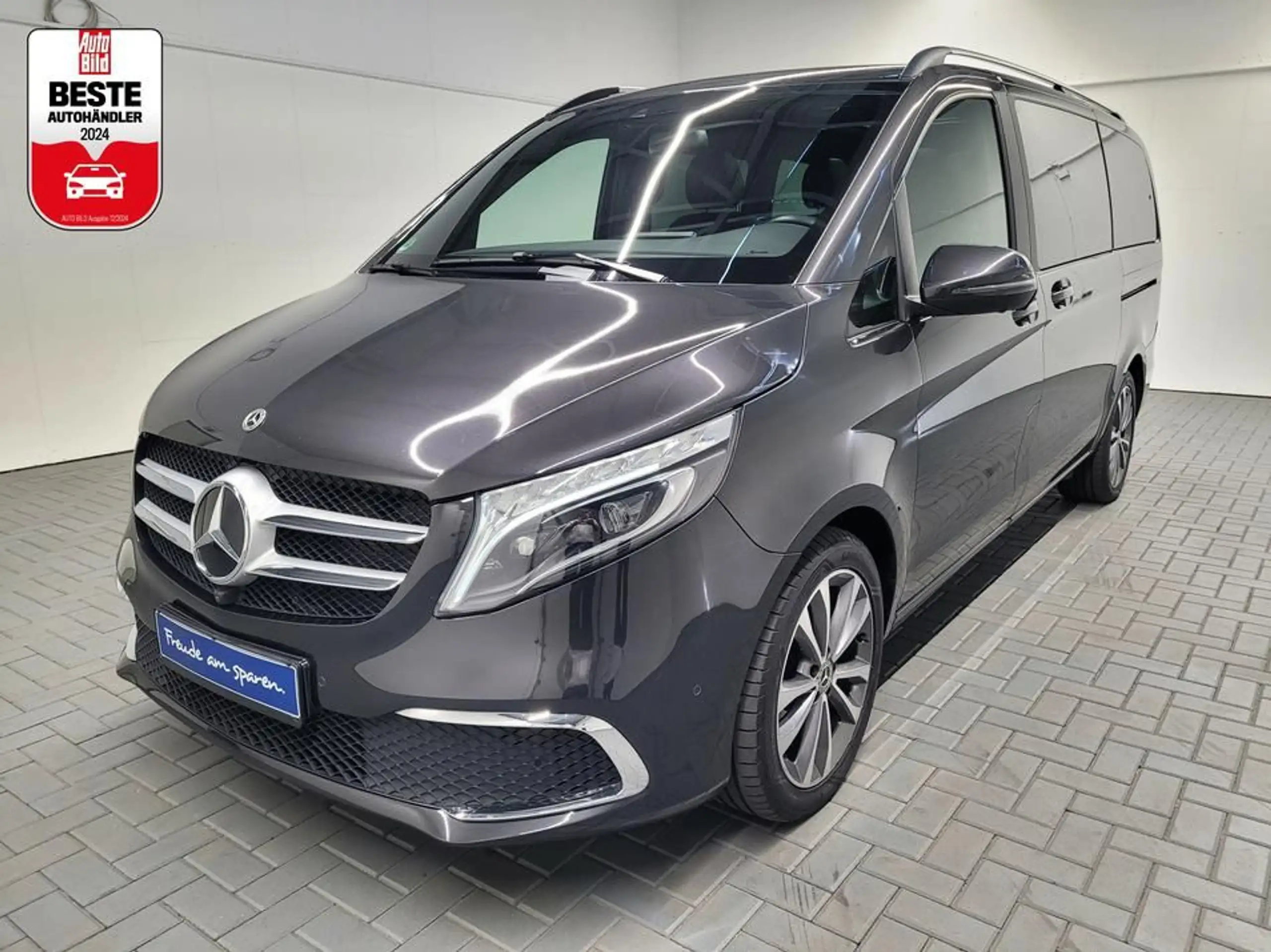 Mercedes-Benz V 300 2022