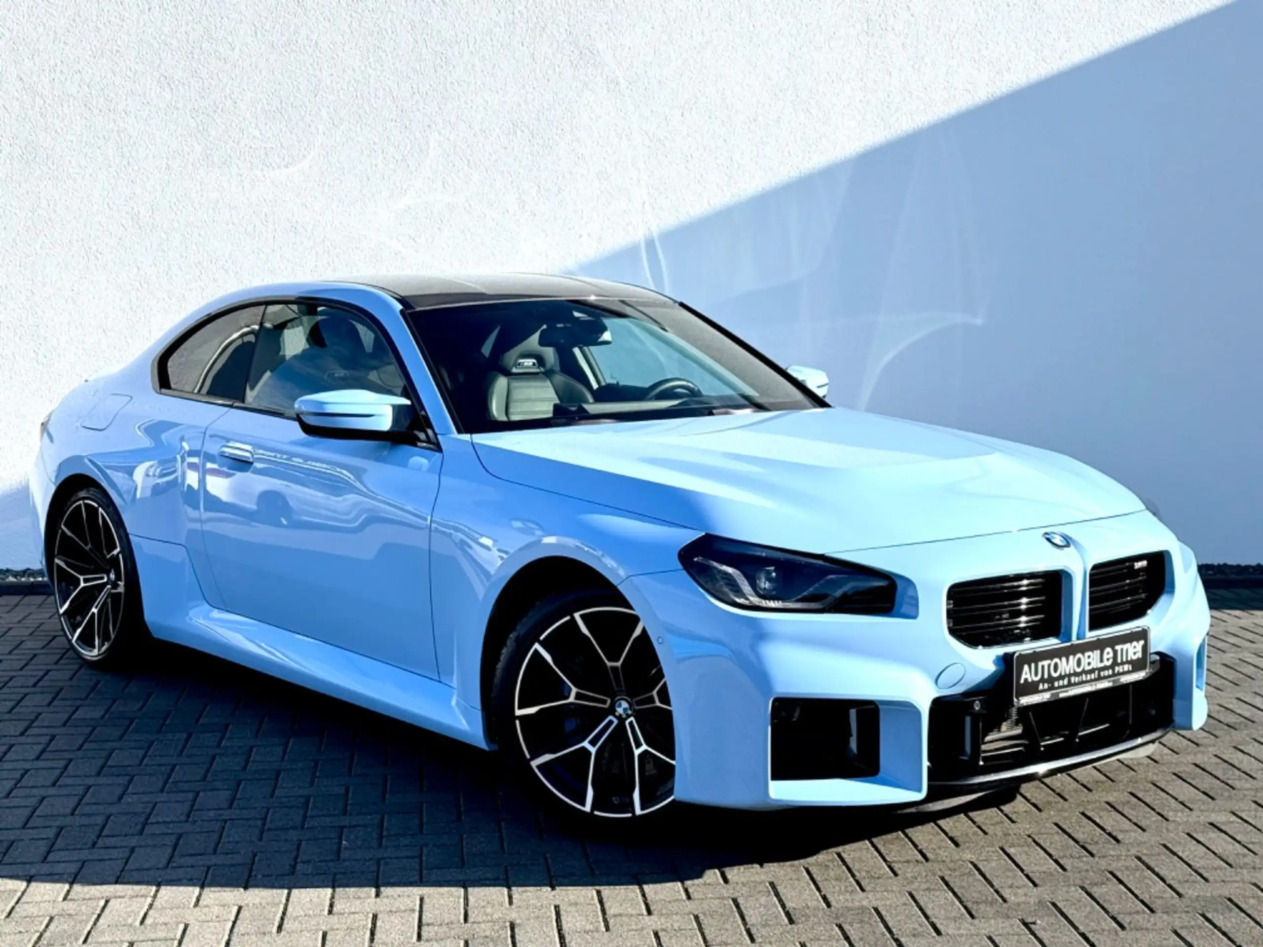 BMW - M2