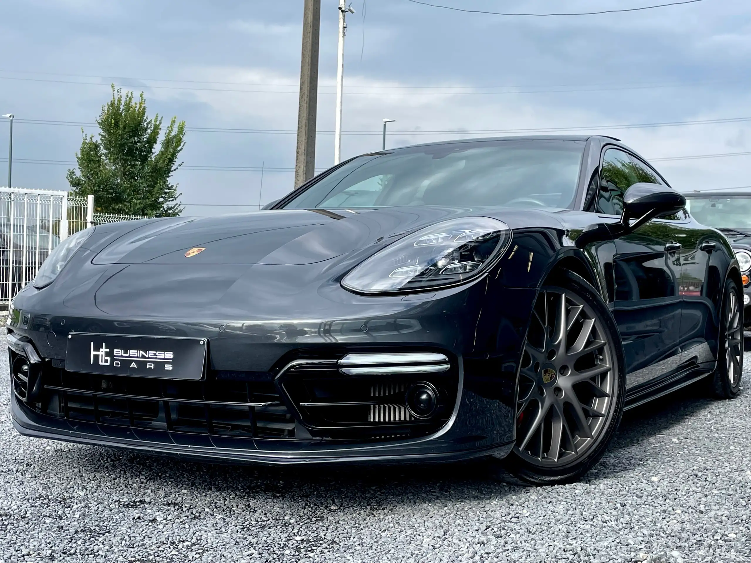 Porsche - Panamera