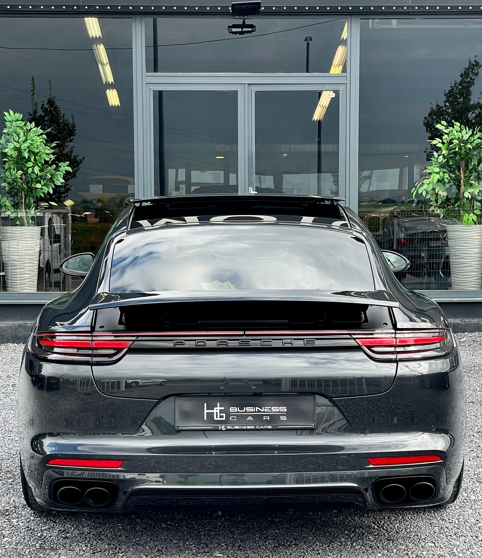 Porsche - Panamera