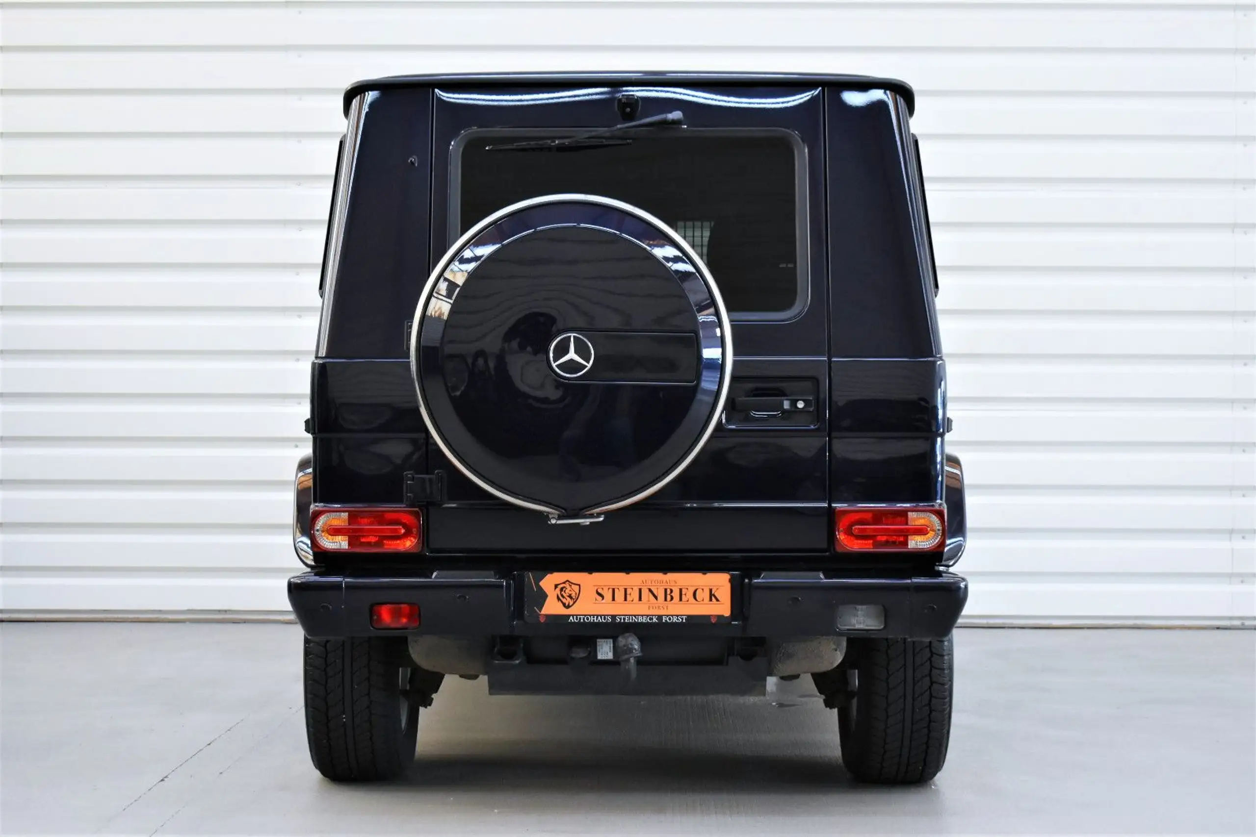 Mercedes-Benz - G 350