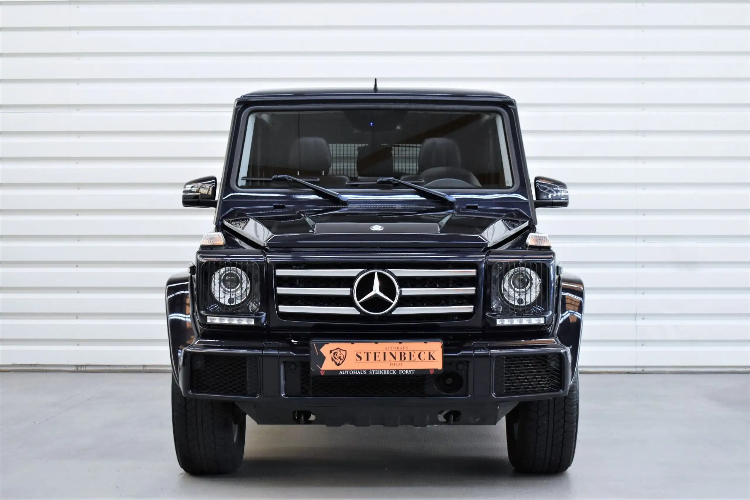 Mercedes-Benz - G 350