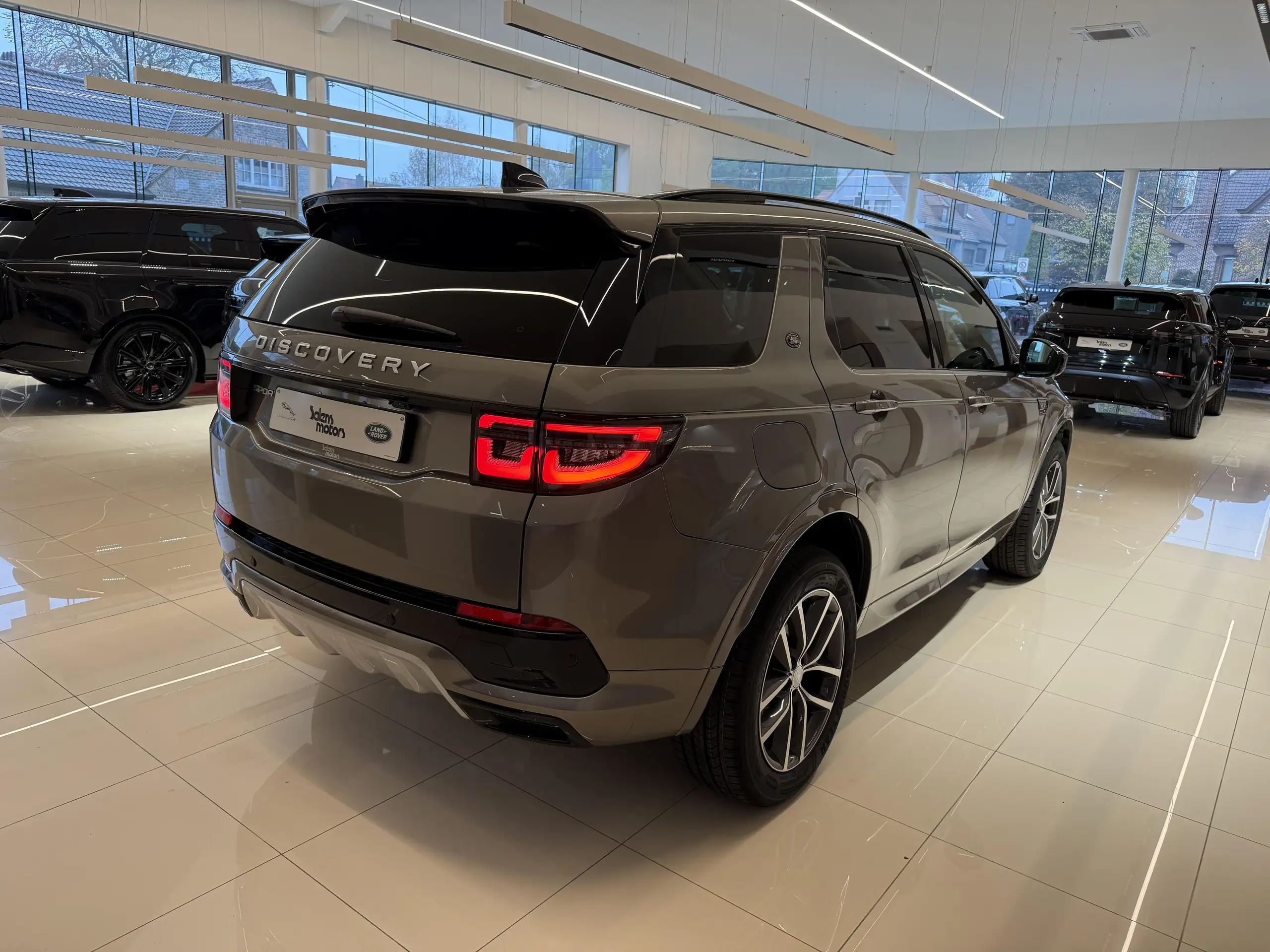 Land Rover - Discovery Sport