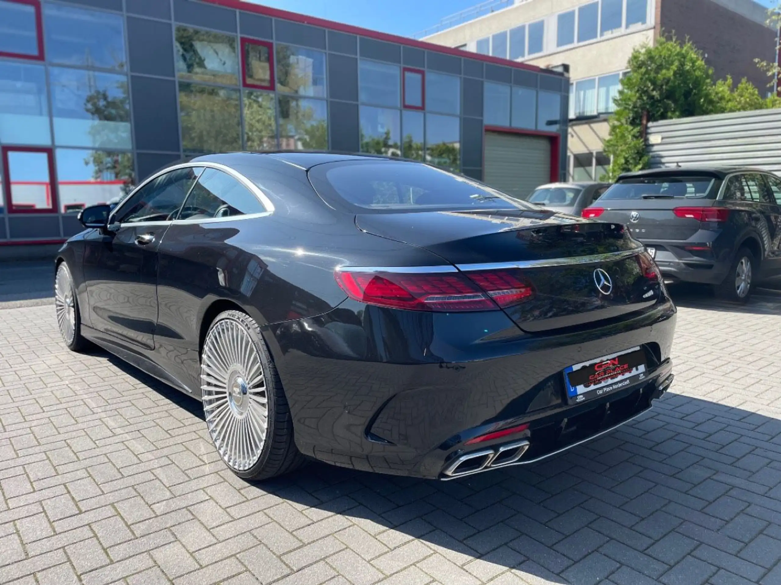 Mercedes-Benz - S 500