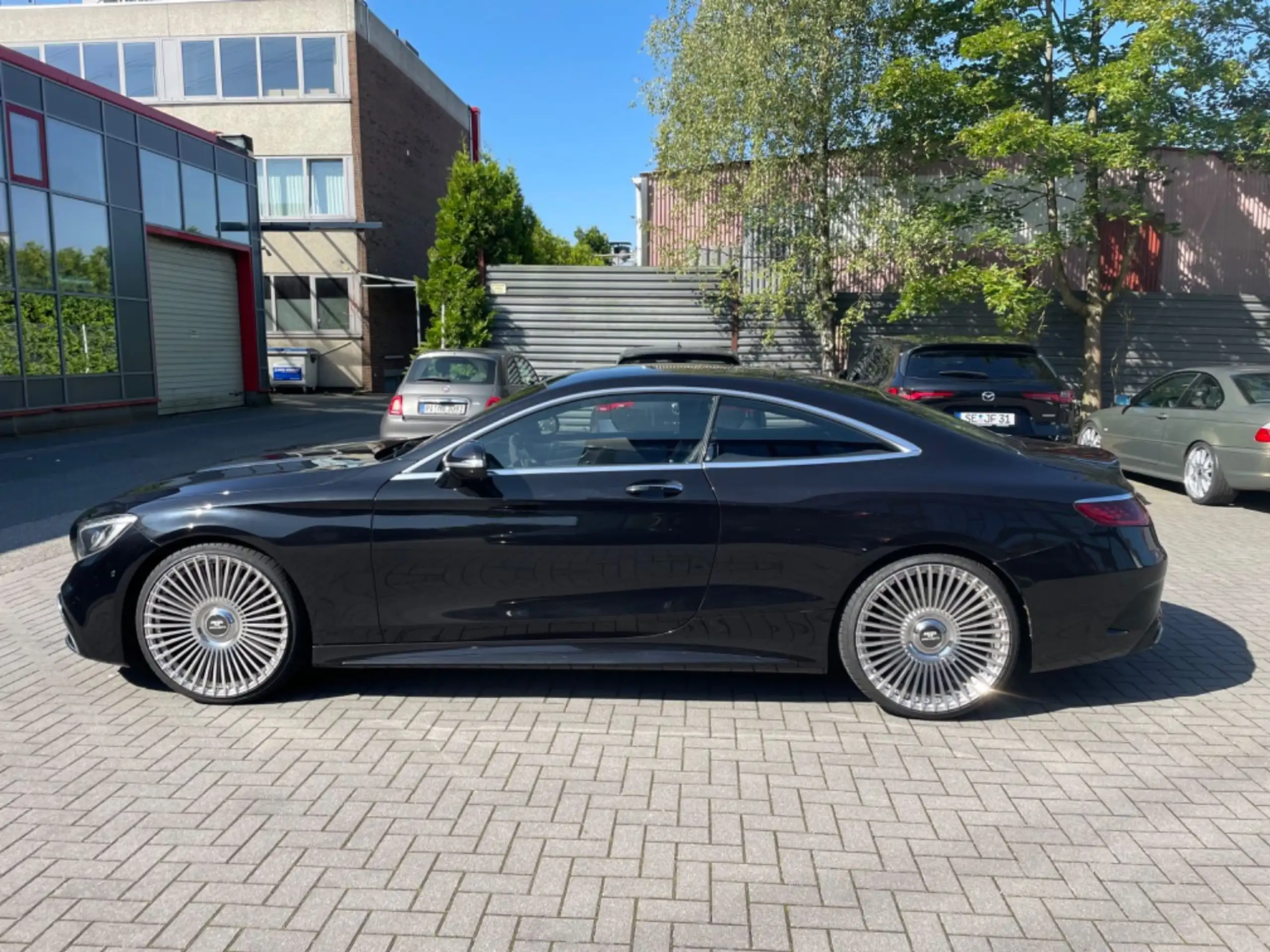 Mercedes-Benz - S 500