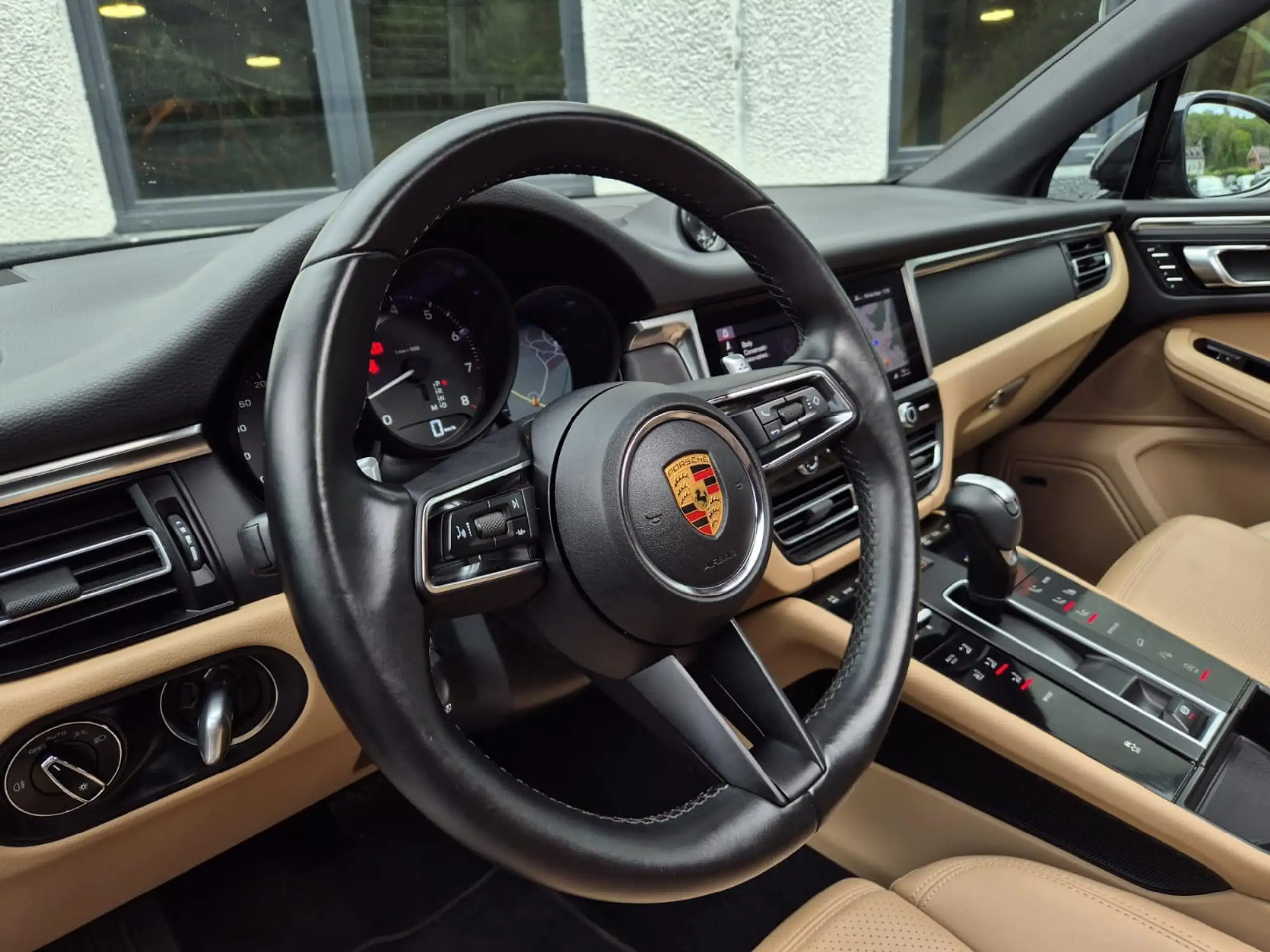 Porsche - Macan