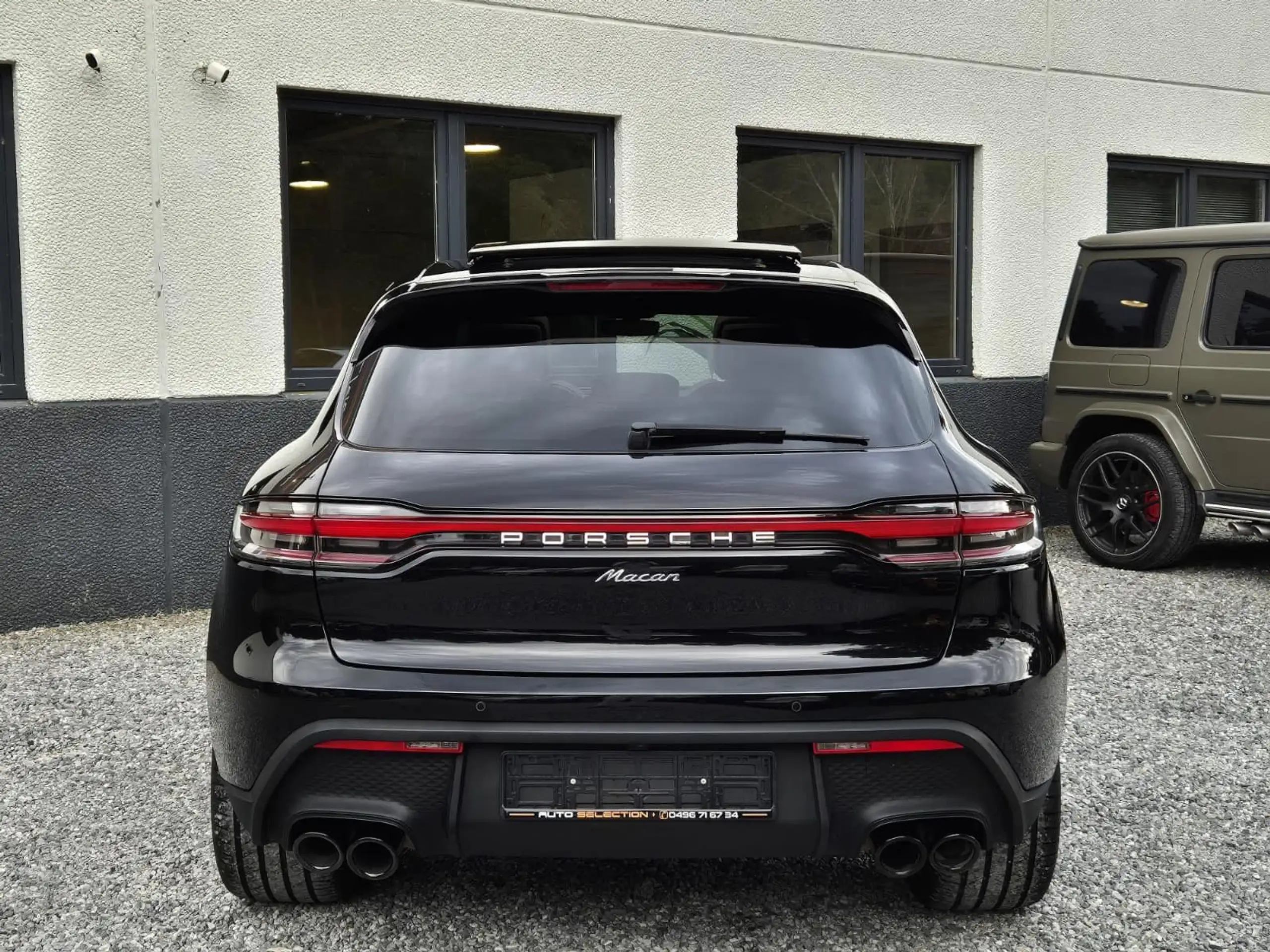 Porsche - Macan