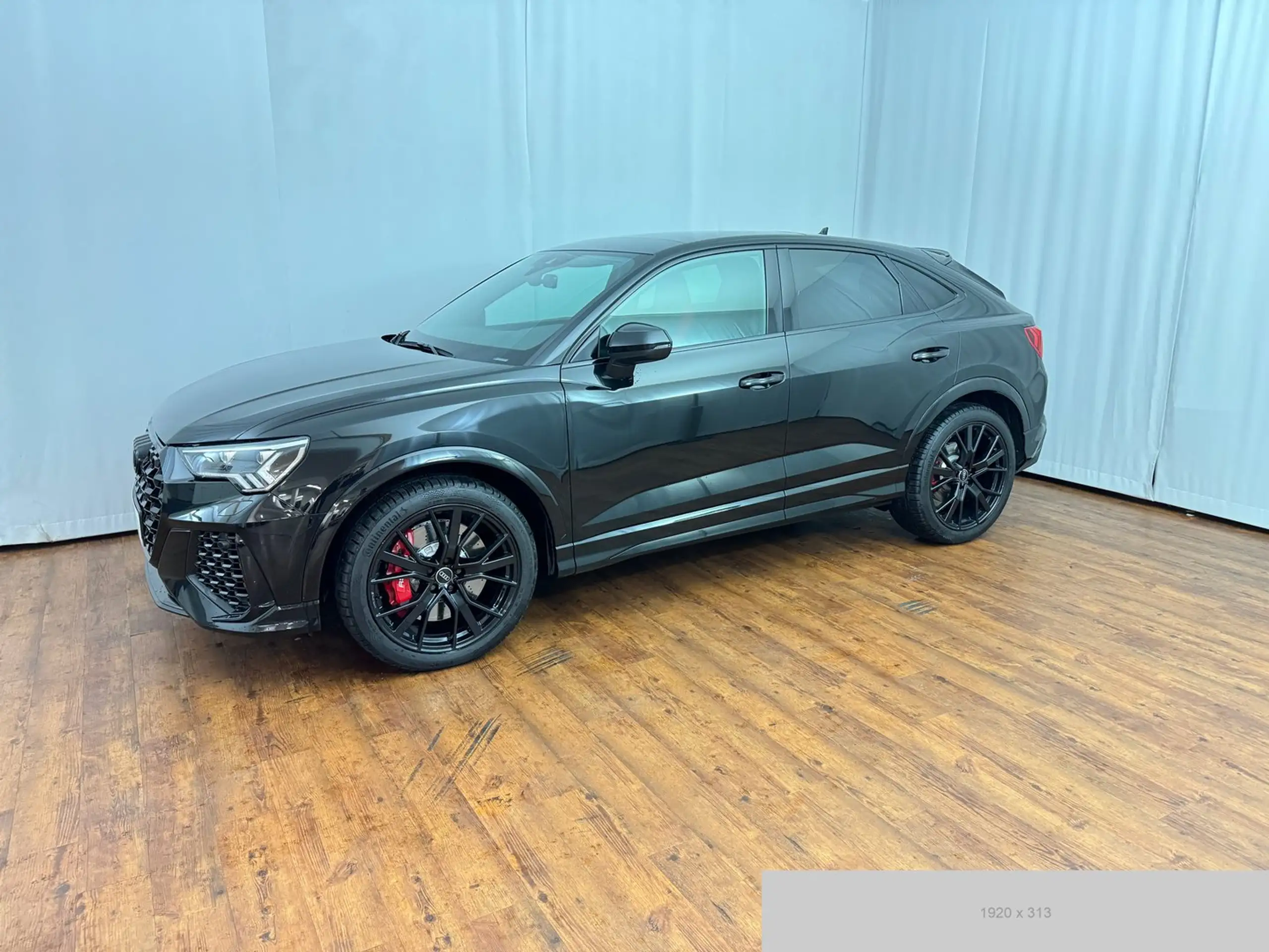 Audi - RS Q3