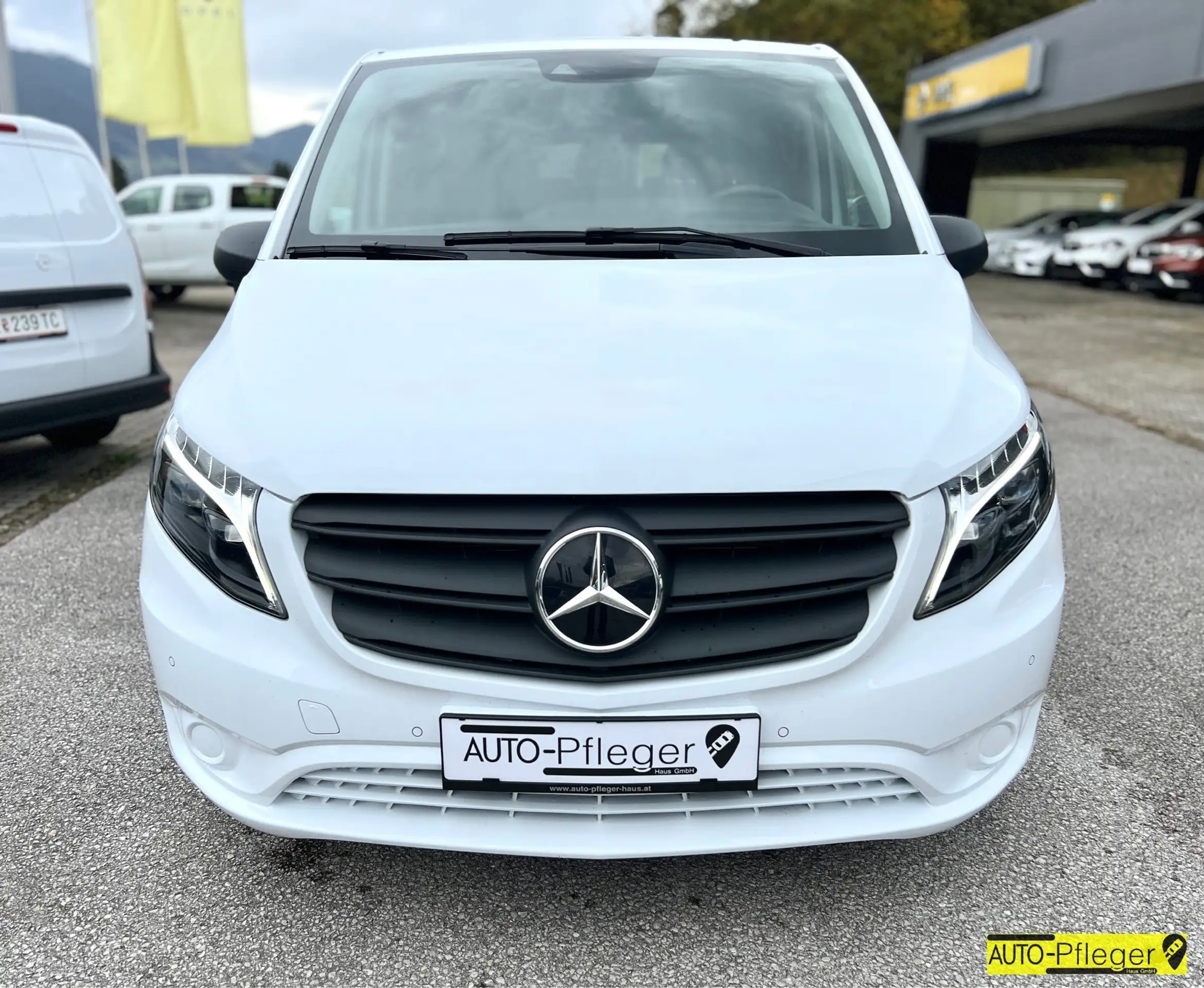 Mercedes-Benz - Vito