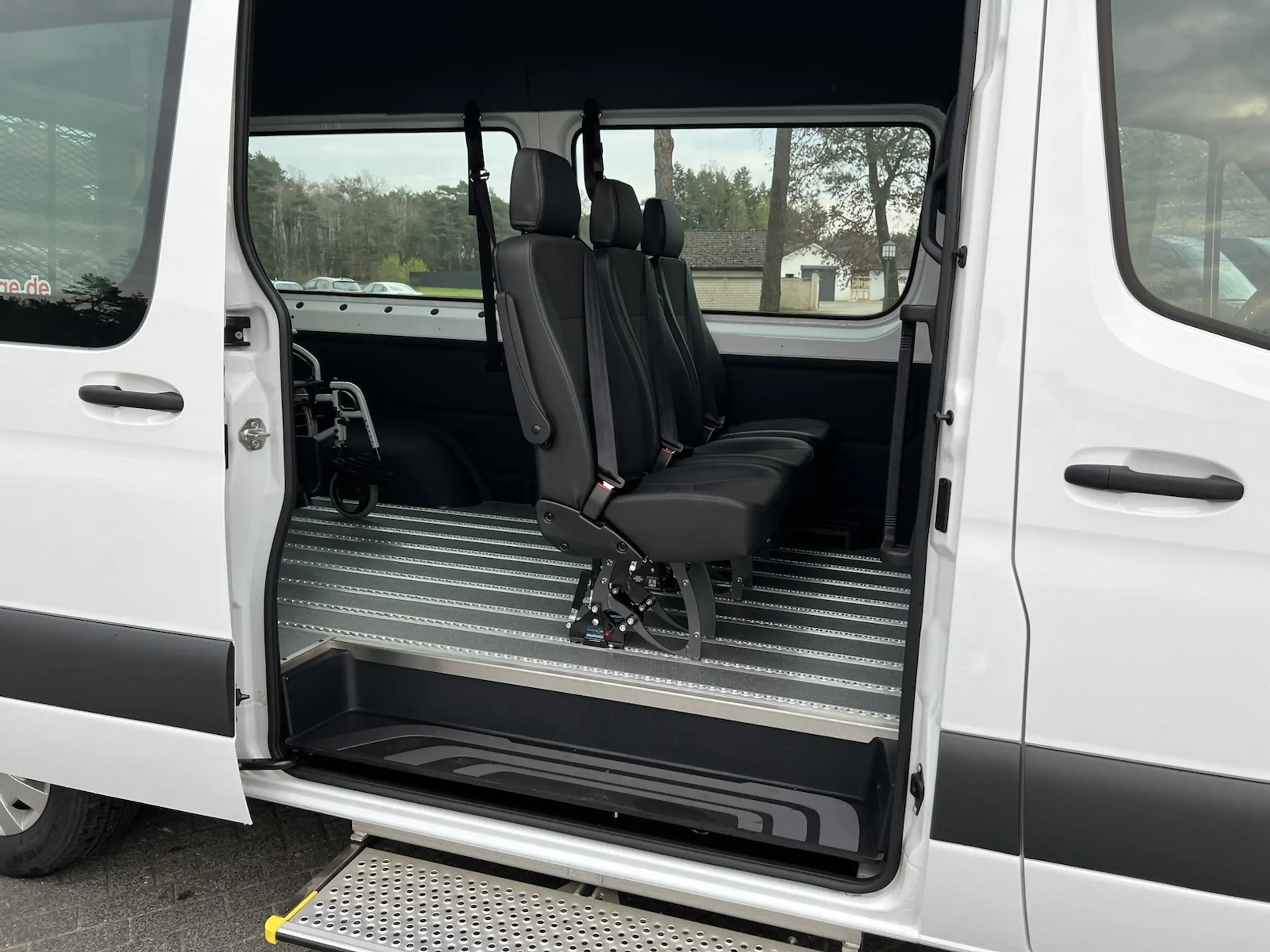 Mercedes-Benz - Sprinter