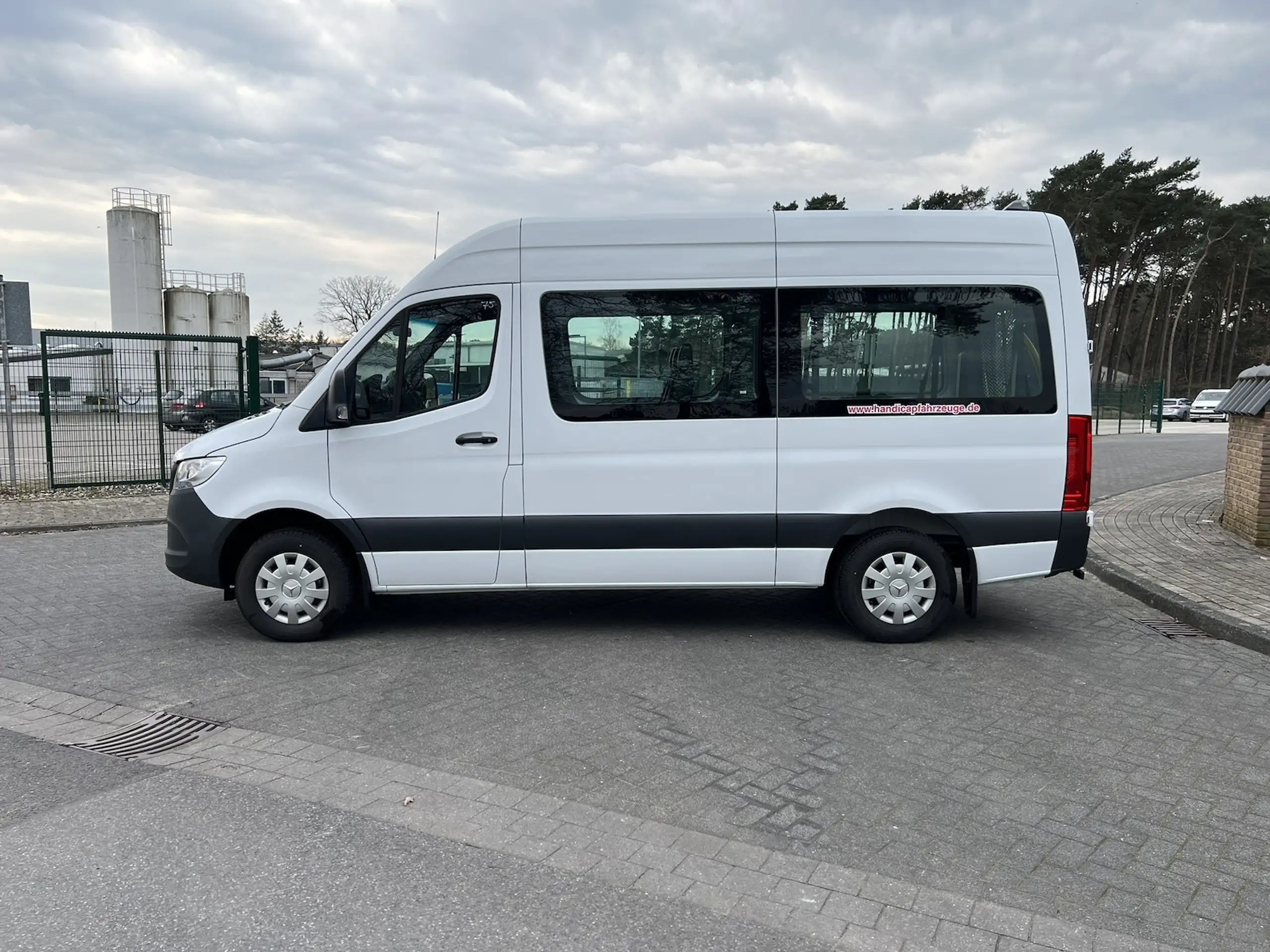 Mercedes-Benz - Sprinter