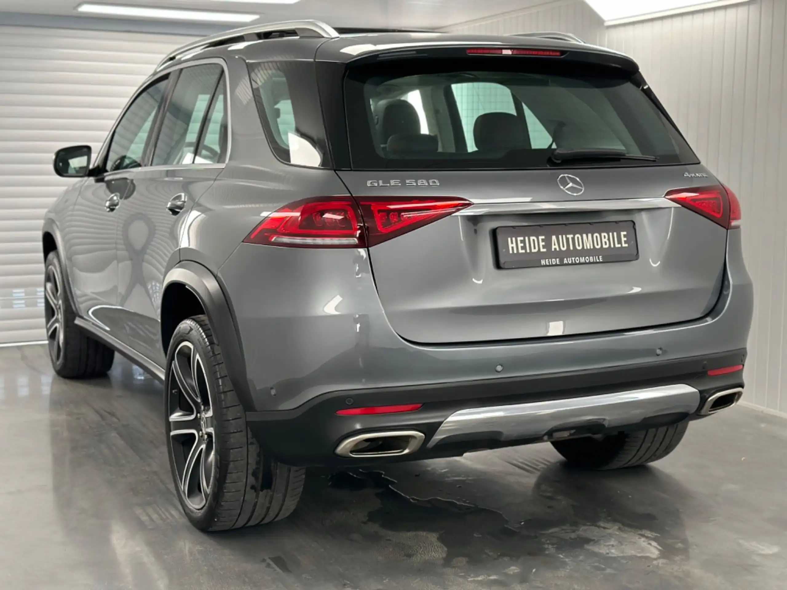 Mercedes-Benz - GLE 580