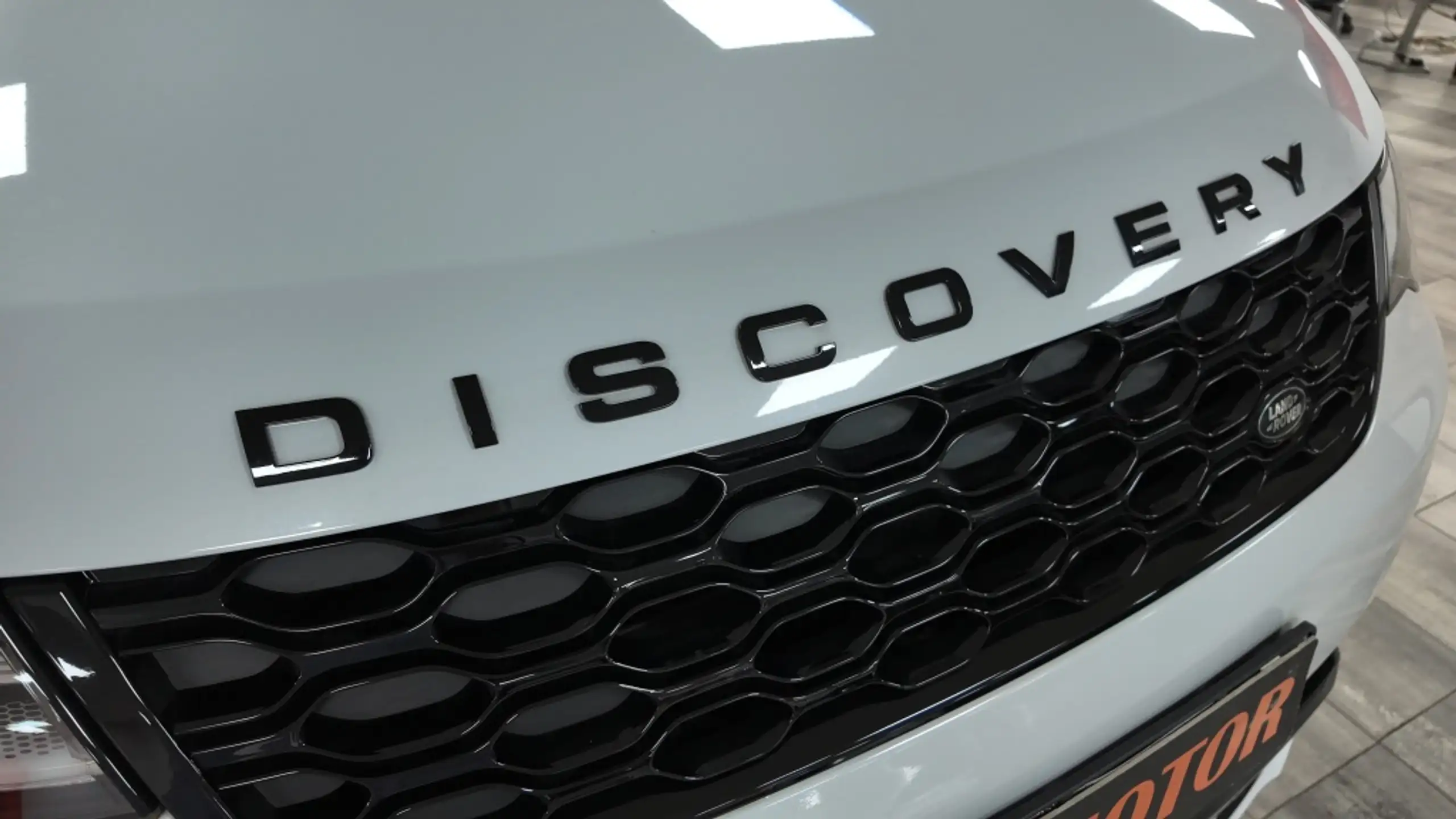 Land Rover - Discovery