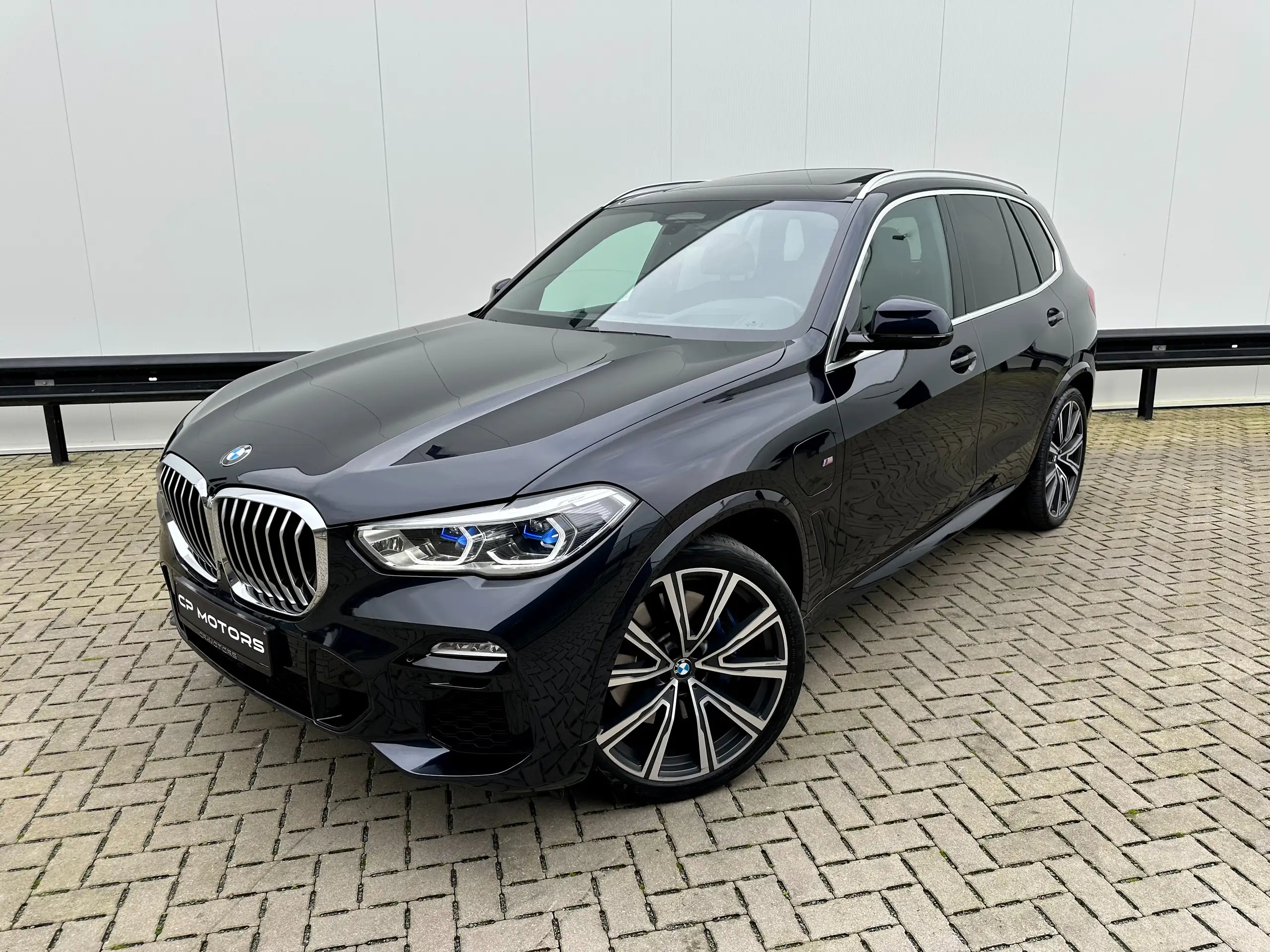 BMW - X5