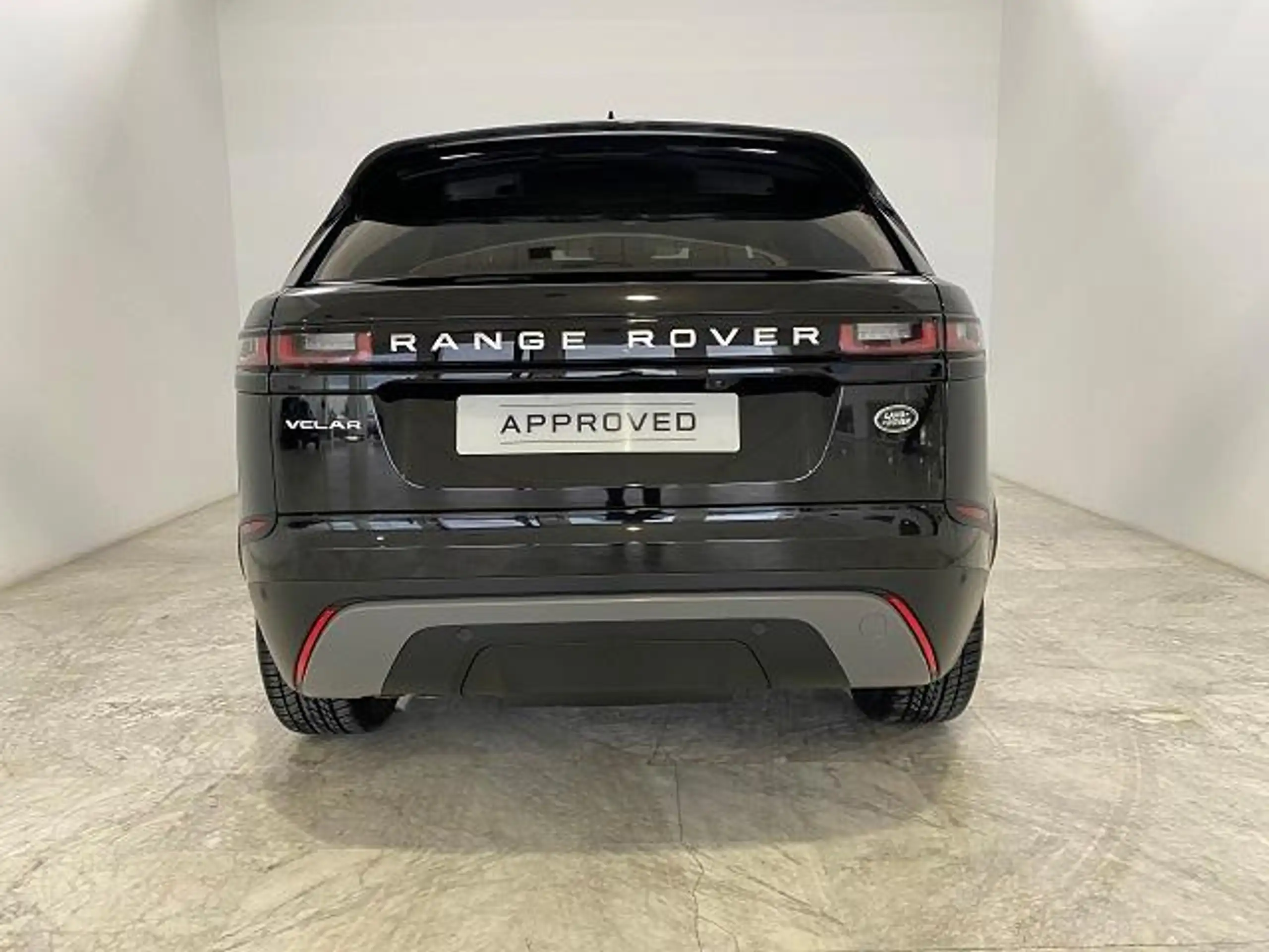 Land Rover - Range Rover Velar