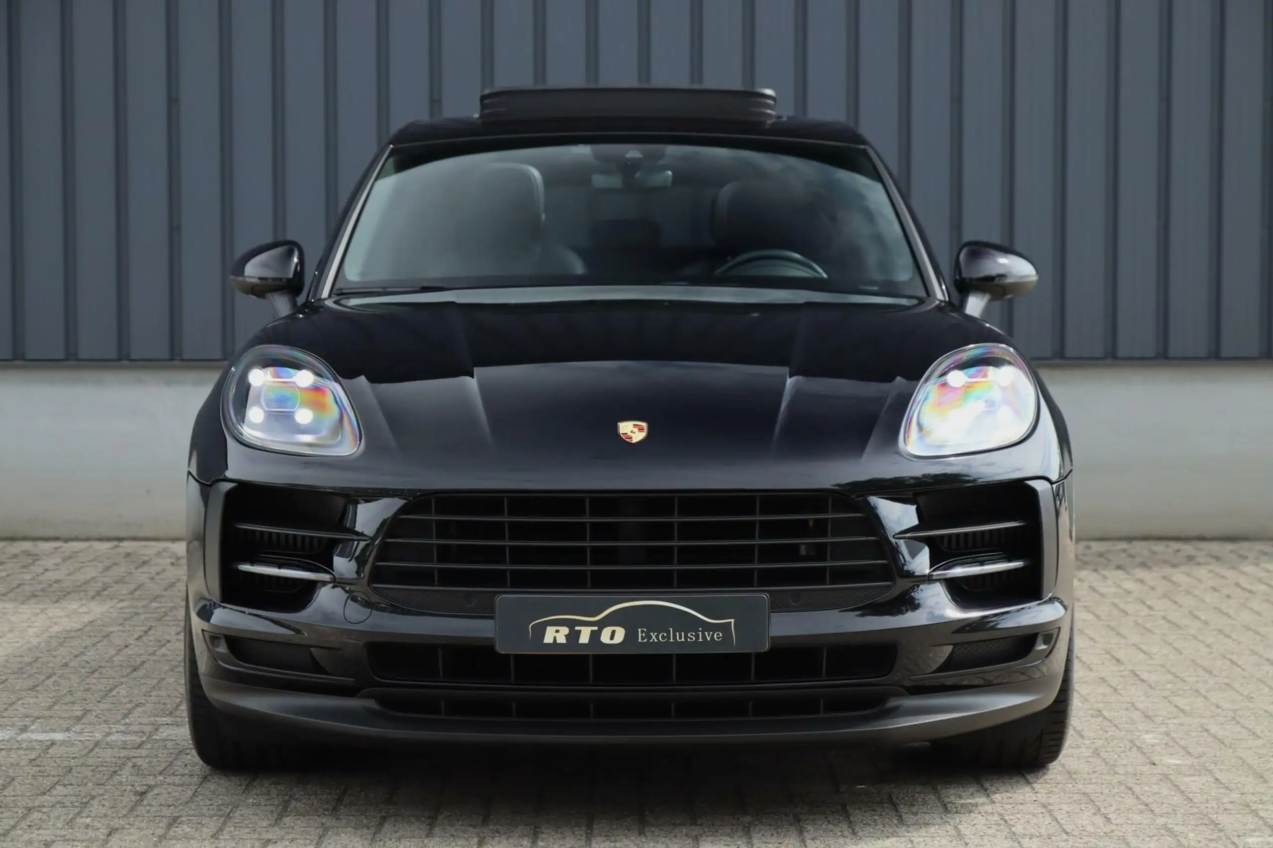 Porsche - Macan