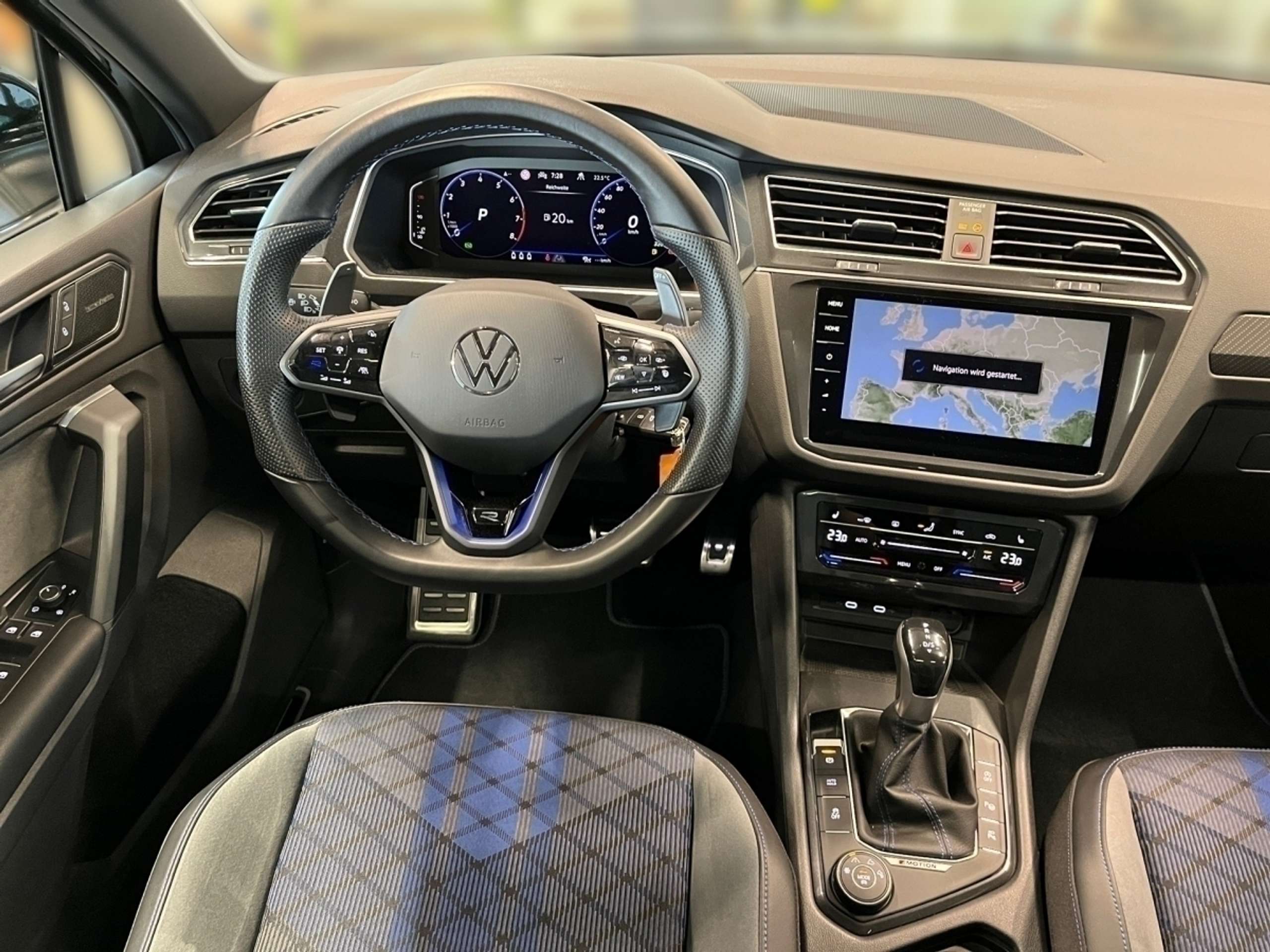 Volkswagen - Tiguan