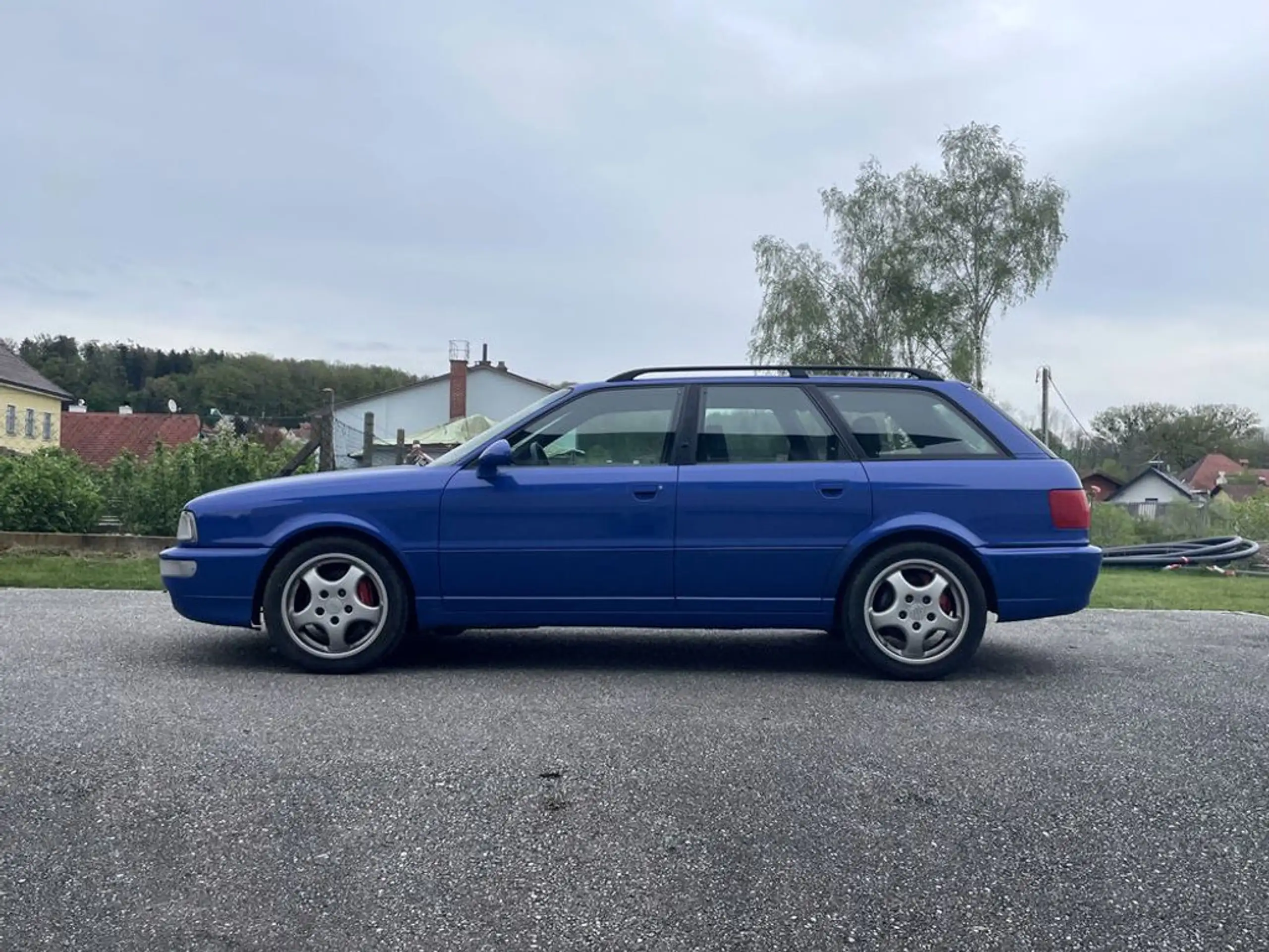 Audi - RS2