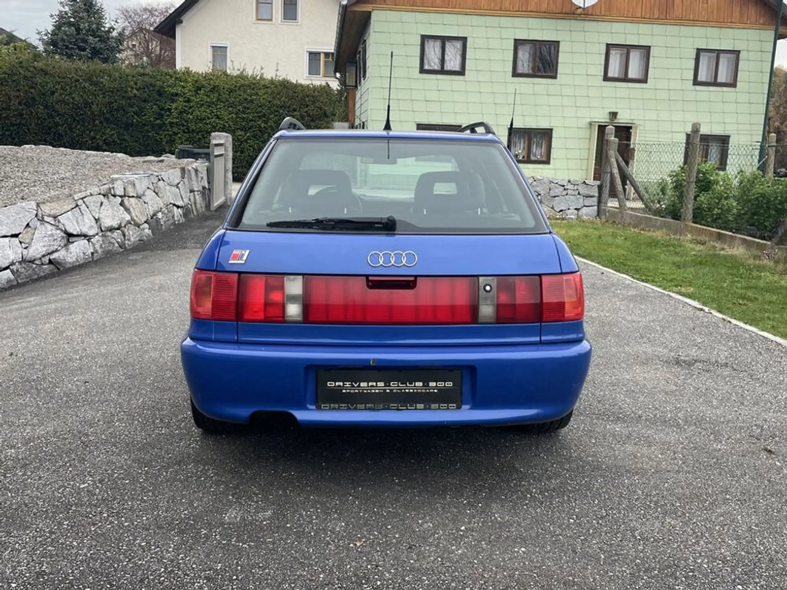 Audi - RS2