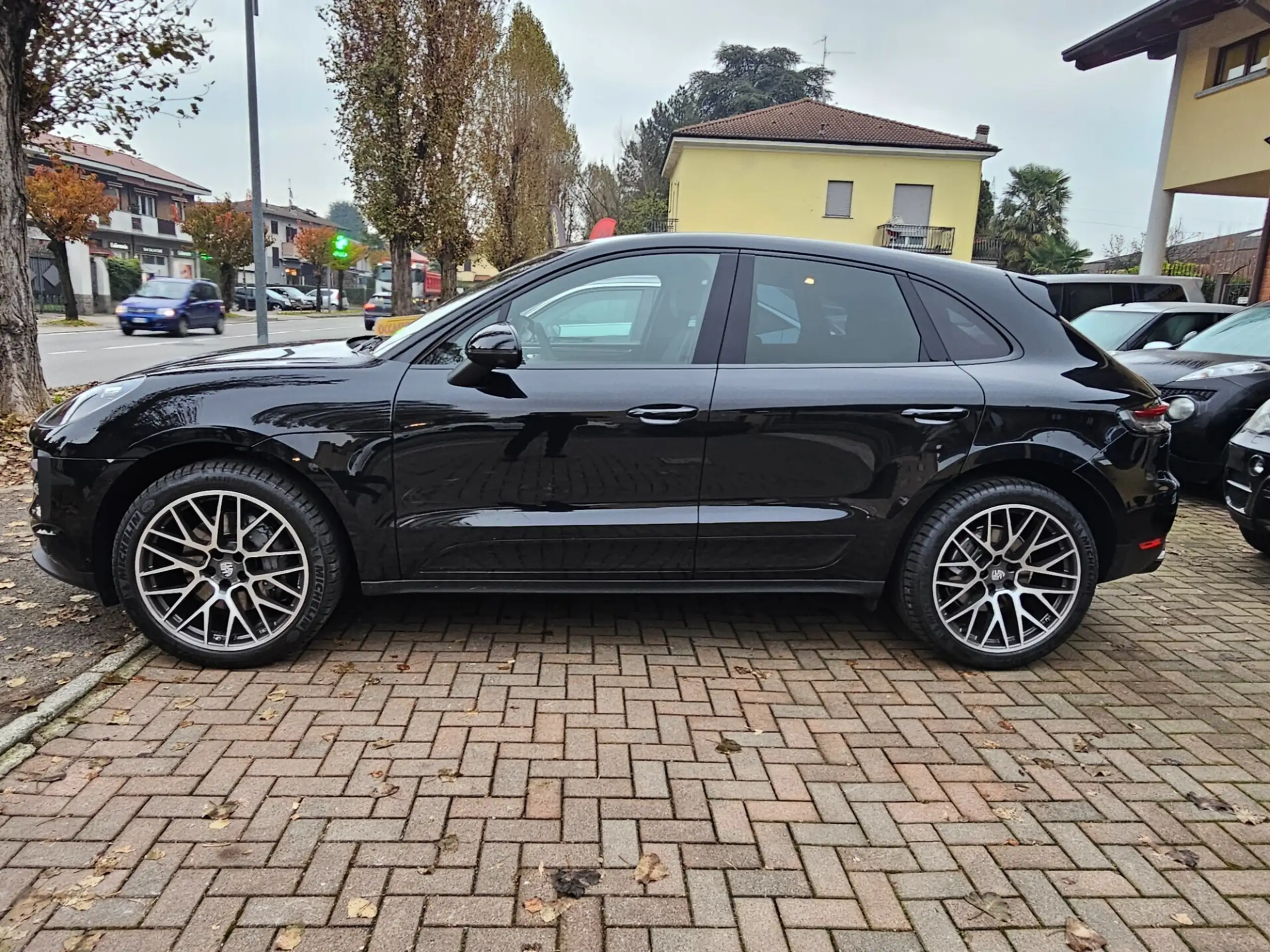 Porsche - Macan