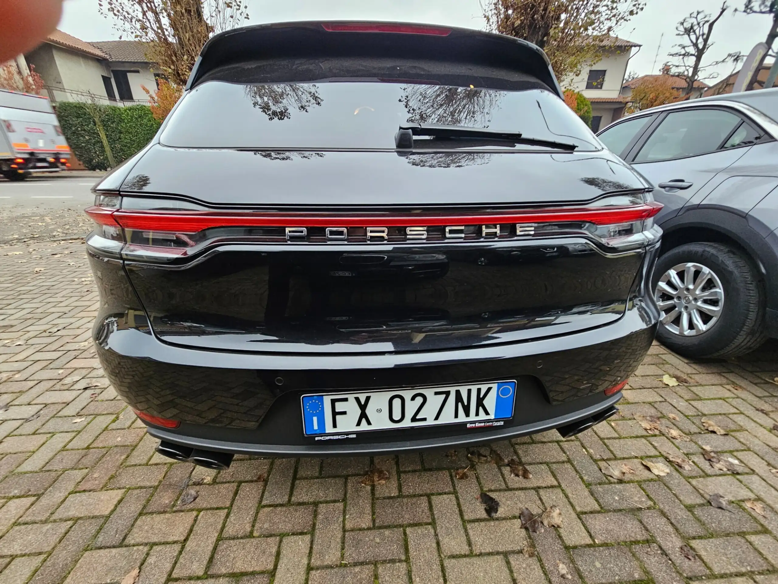 Porsche - Macan