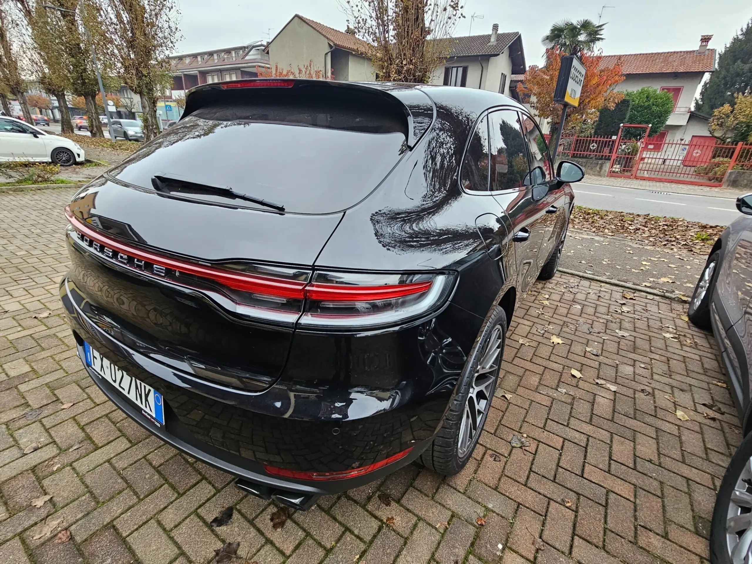 Porsche - Macan