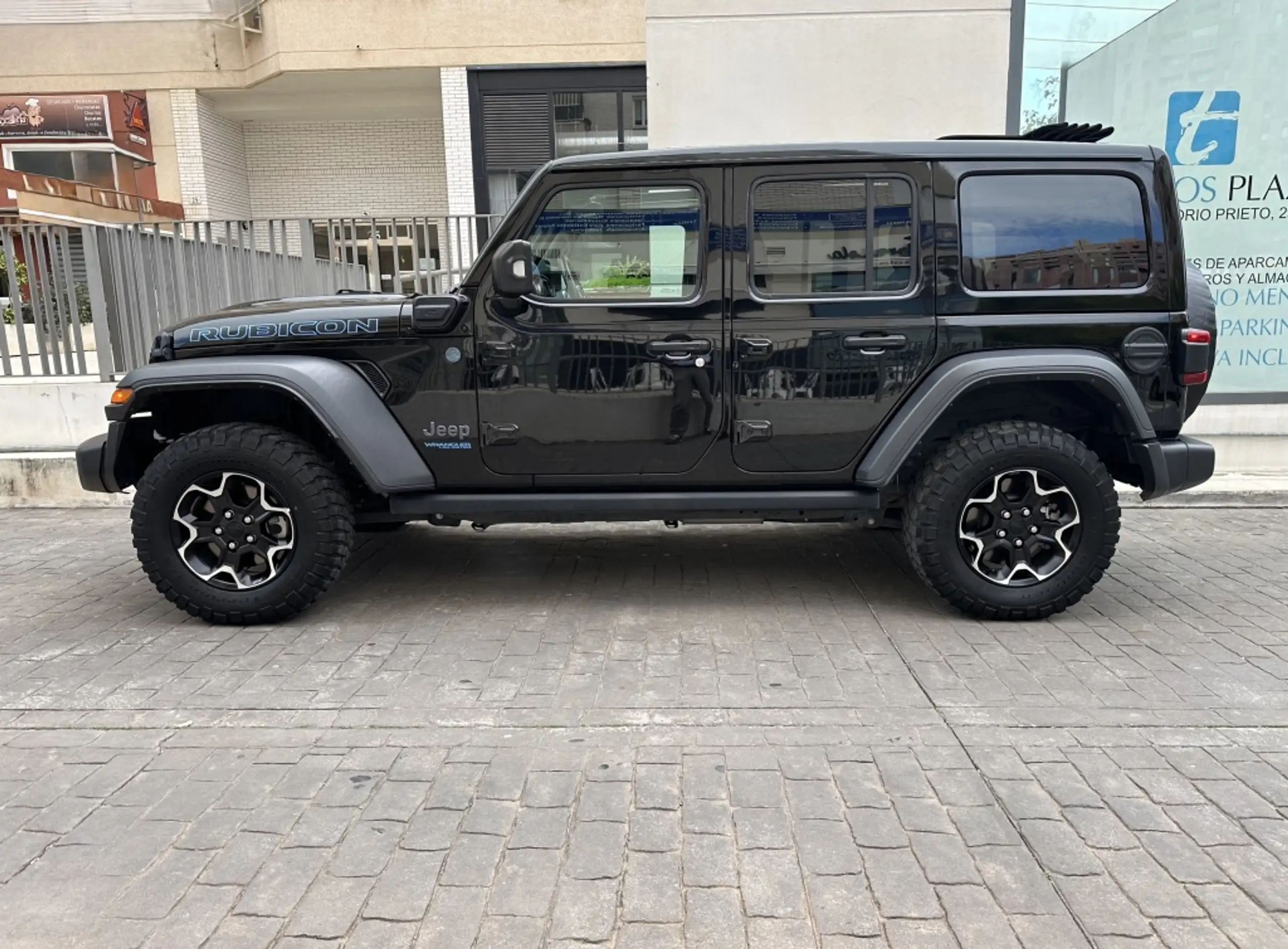 Jeep - Wrangler