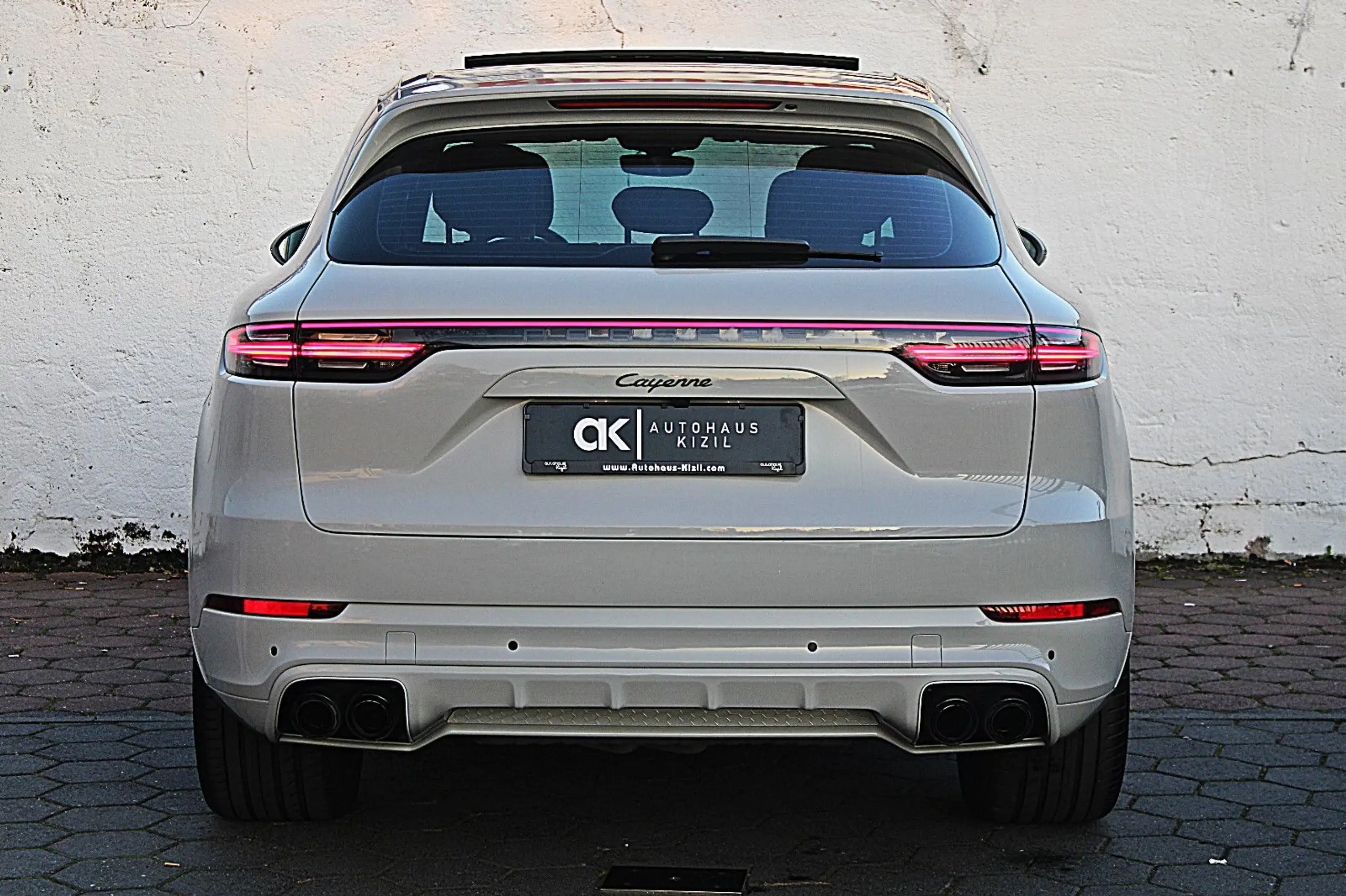 Porsche - Cayenne