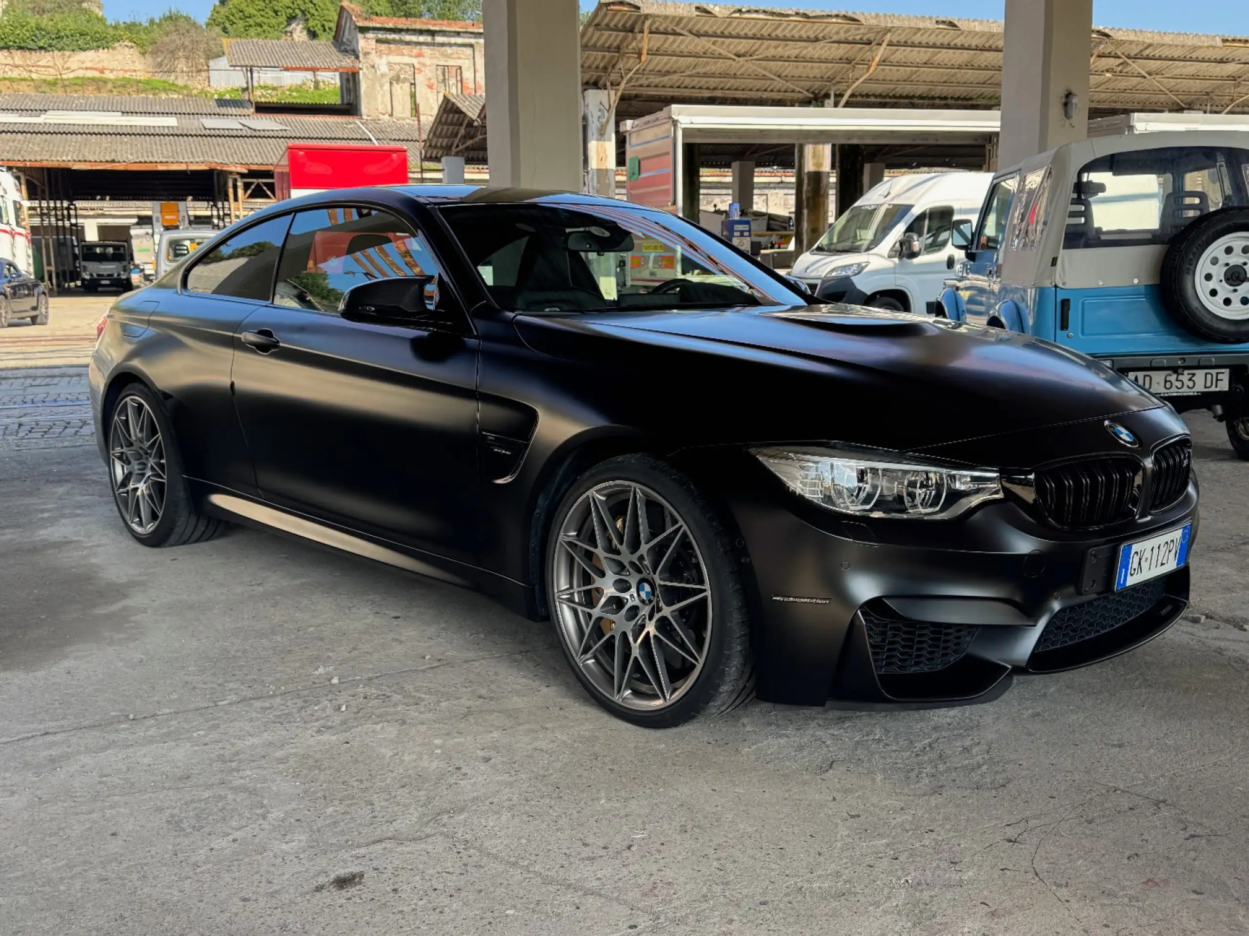 BMW - M4