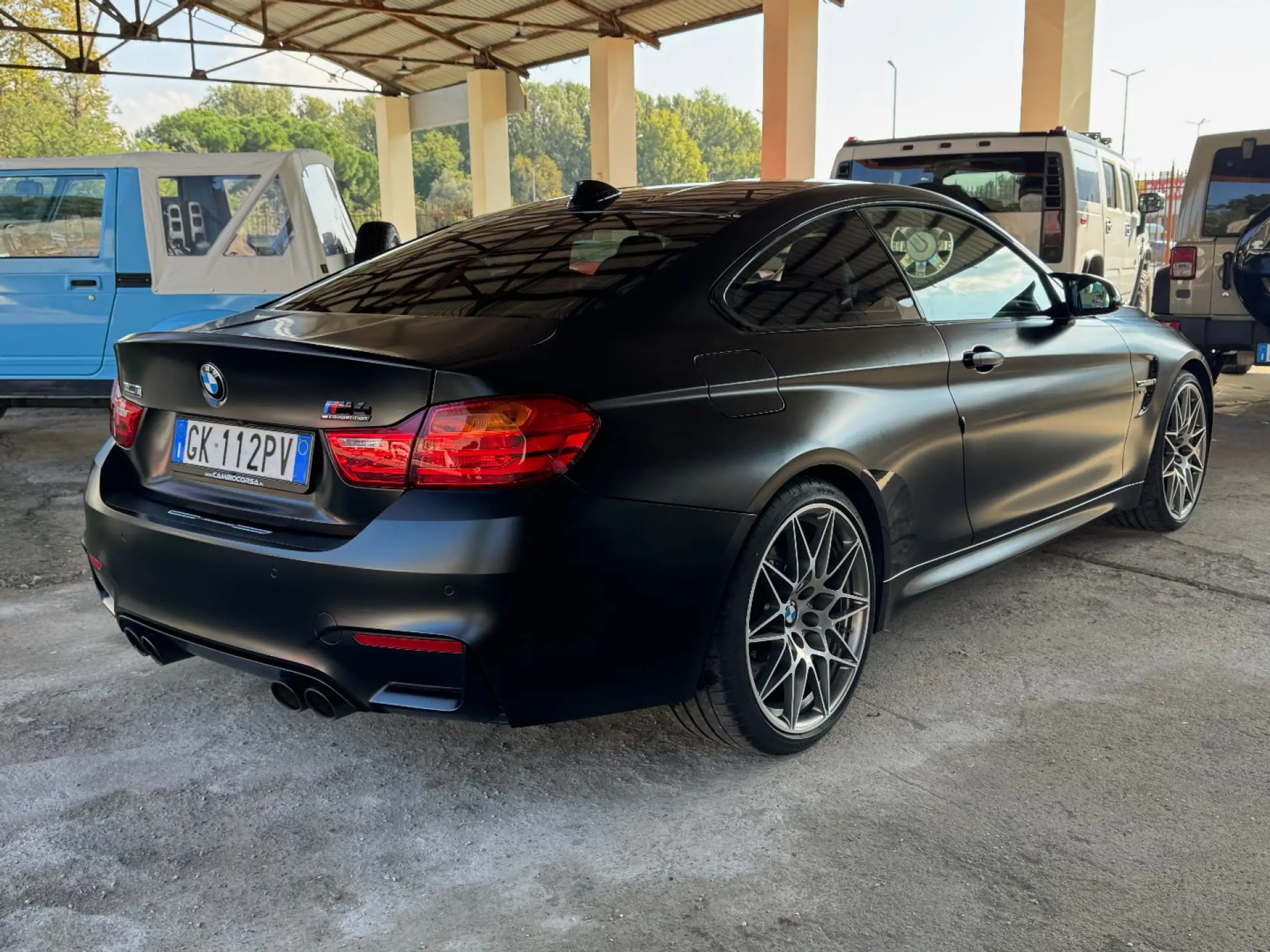 BMW - M4