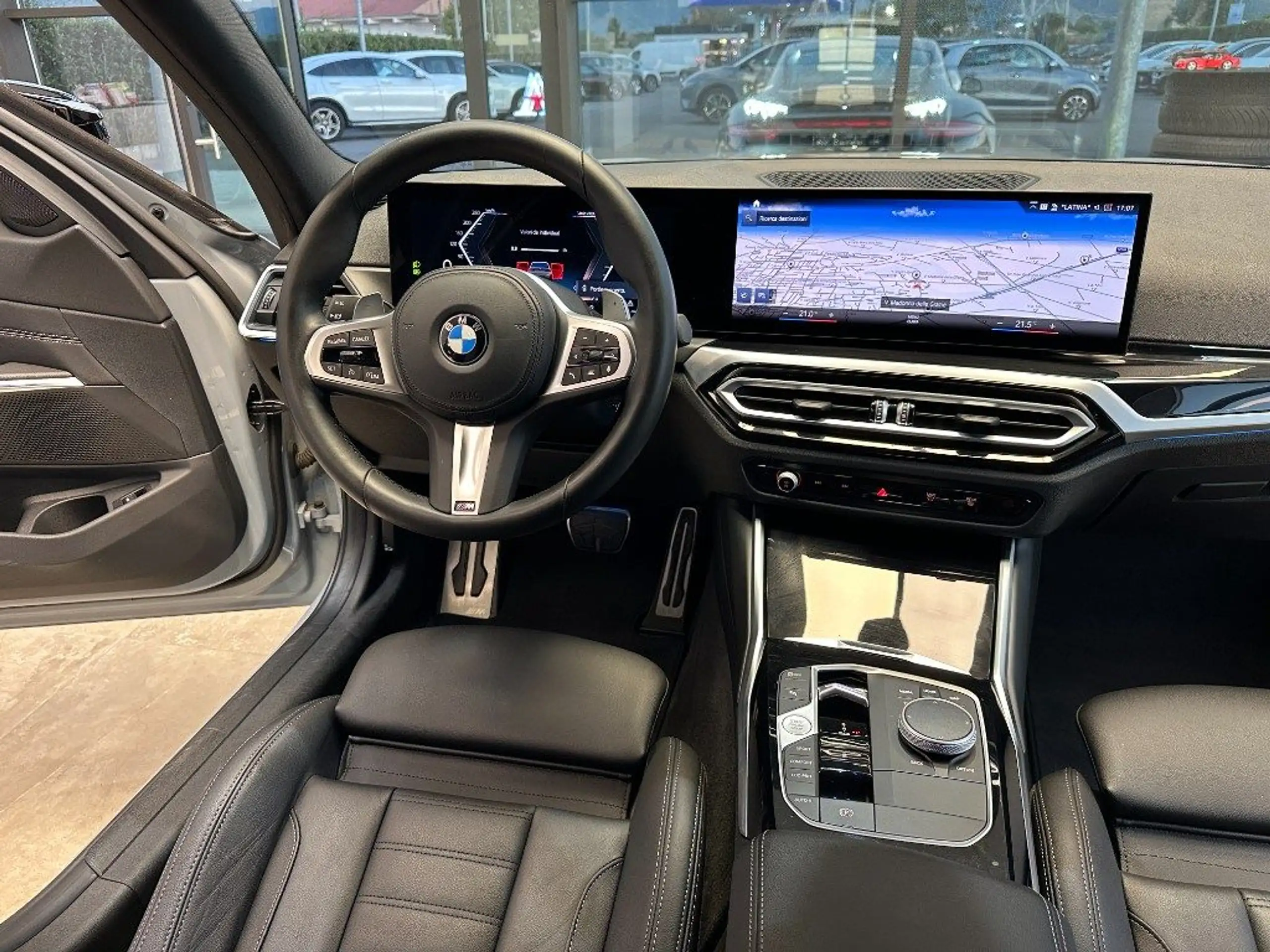 BMW - 340