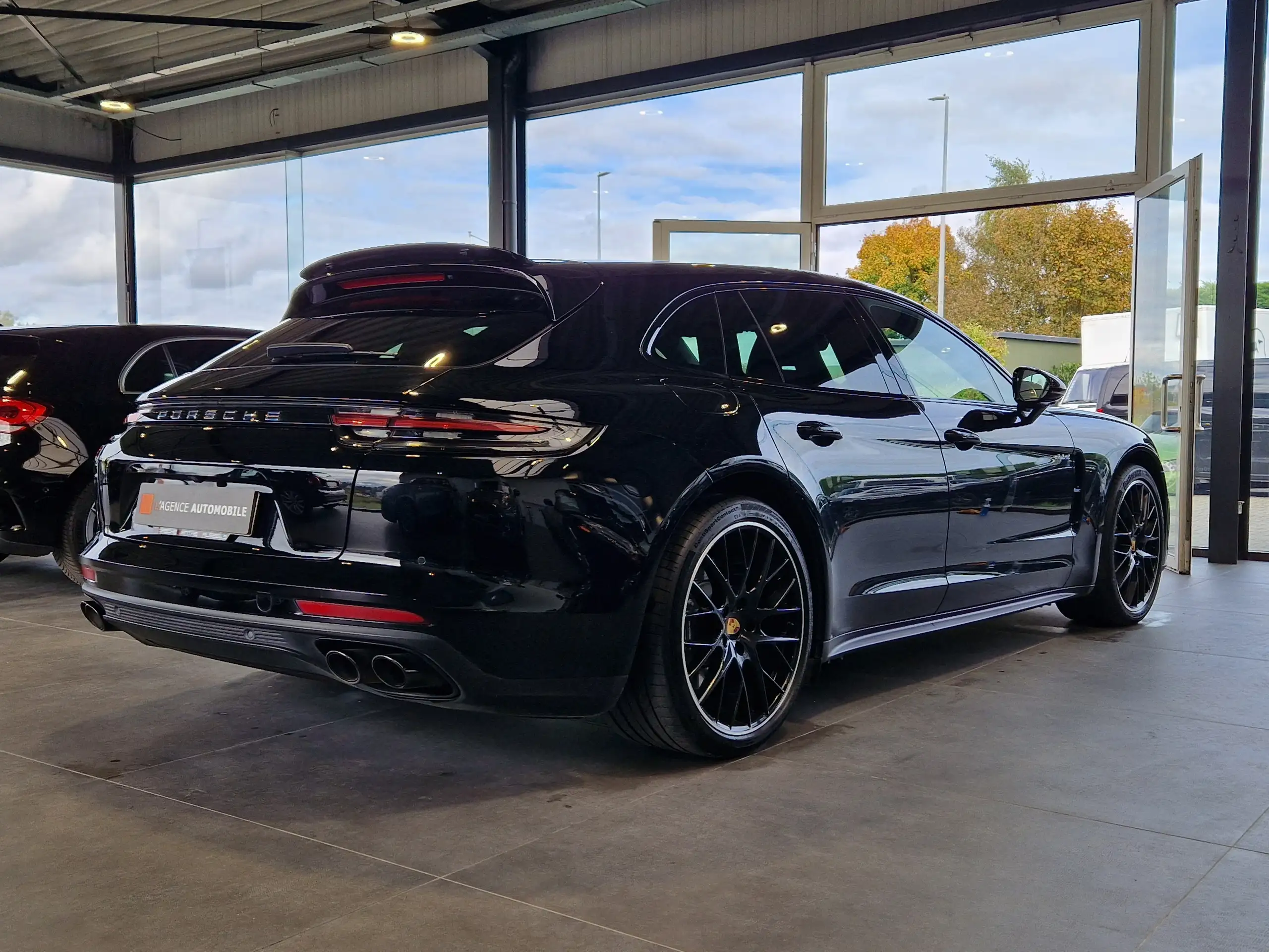 Porsche - Panamera