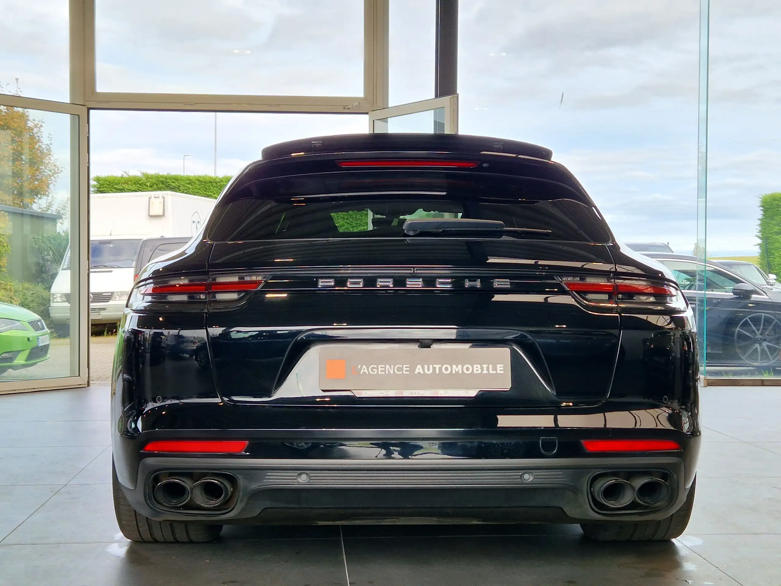 Porsche - Panamera