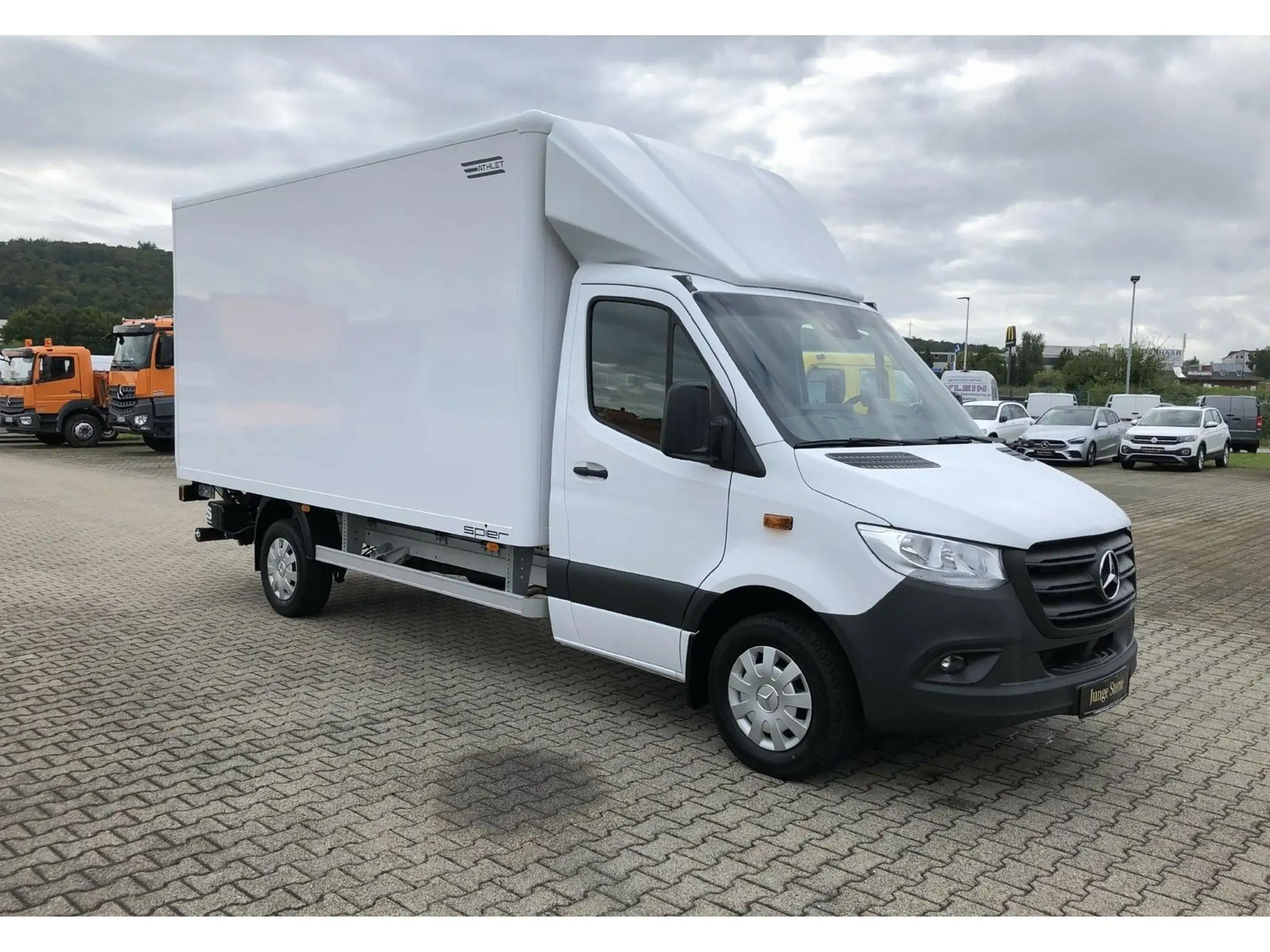 Mercedes-Benz - Sprinter