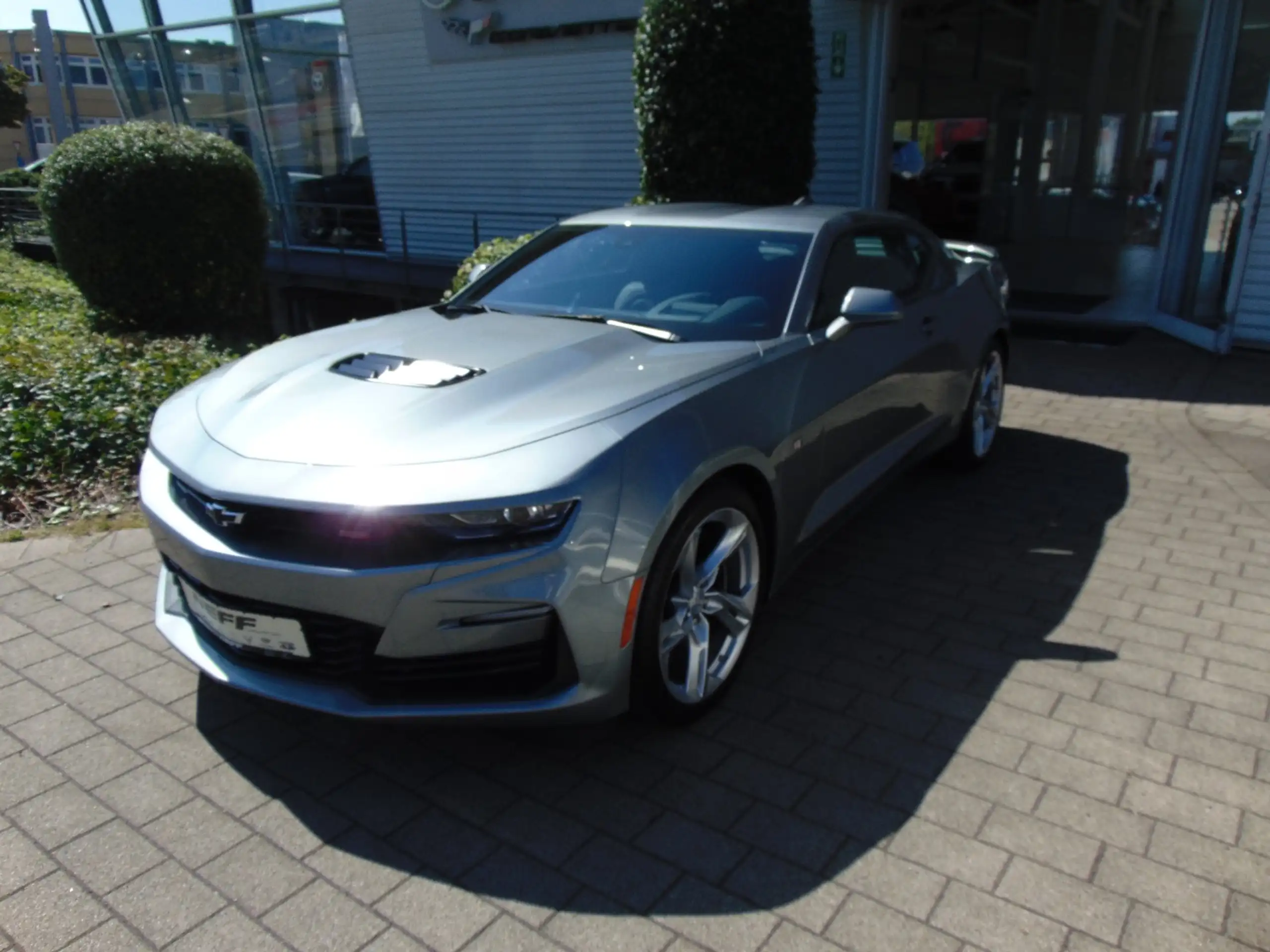 Chevrolet - Camaro