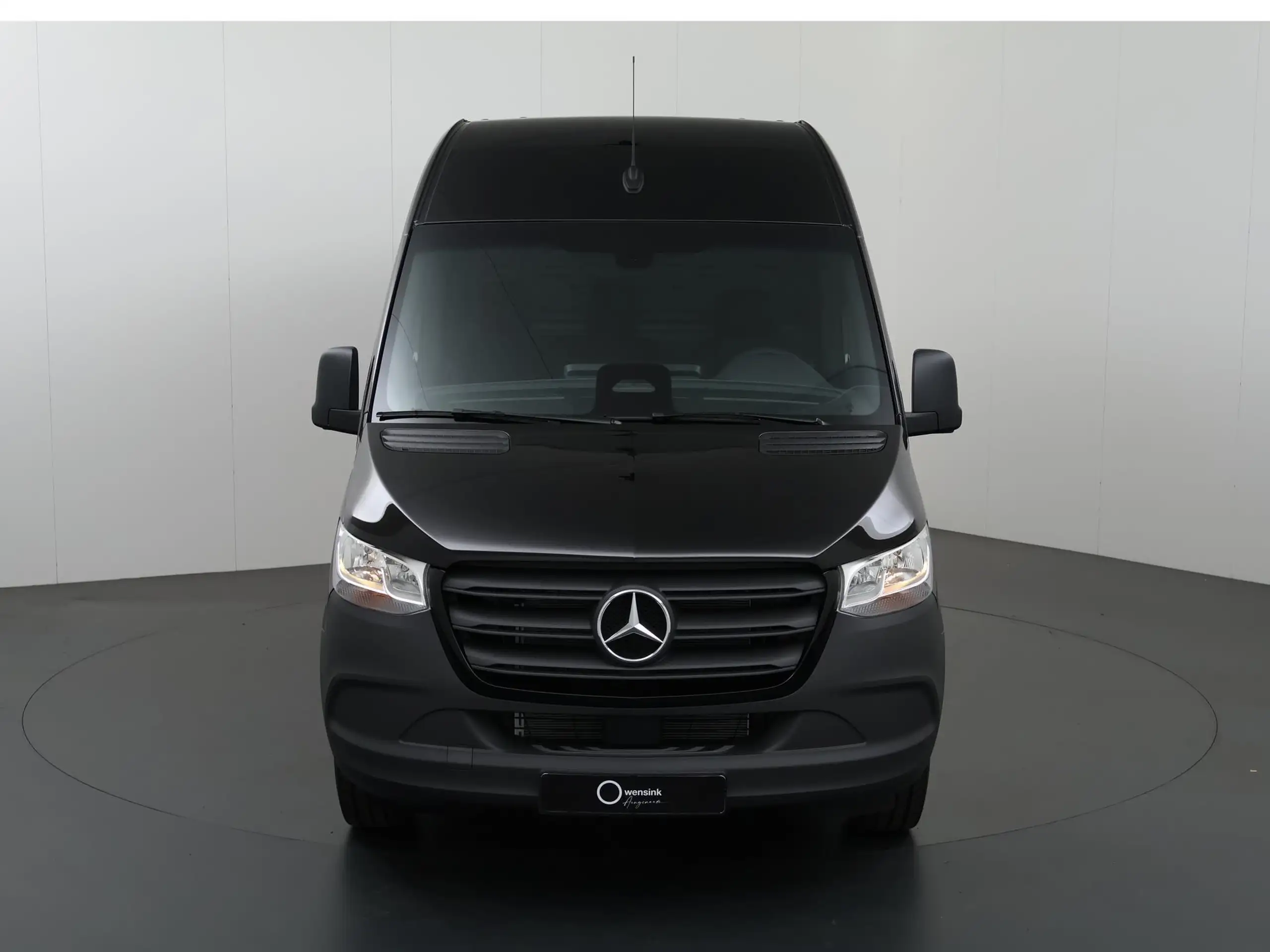 Mercedes-Benz - Sprinter